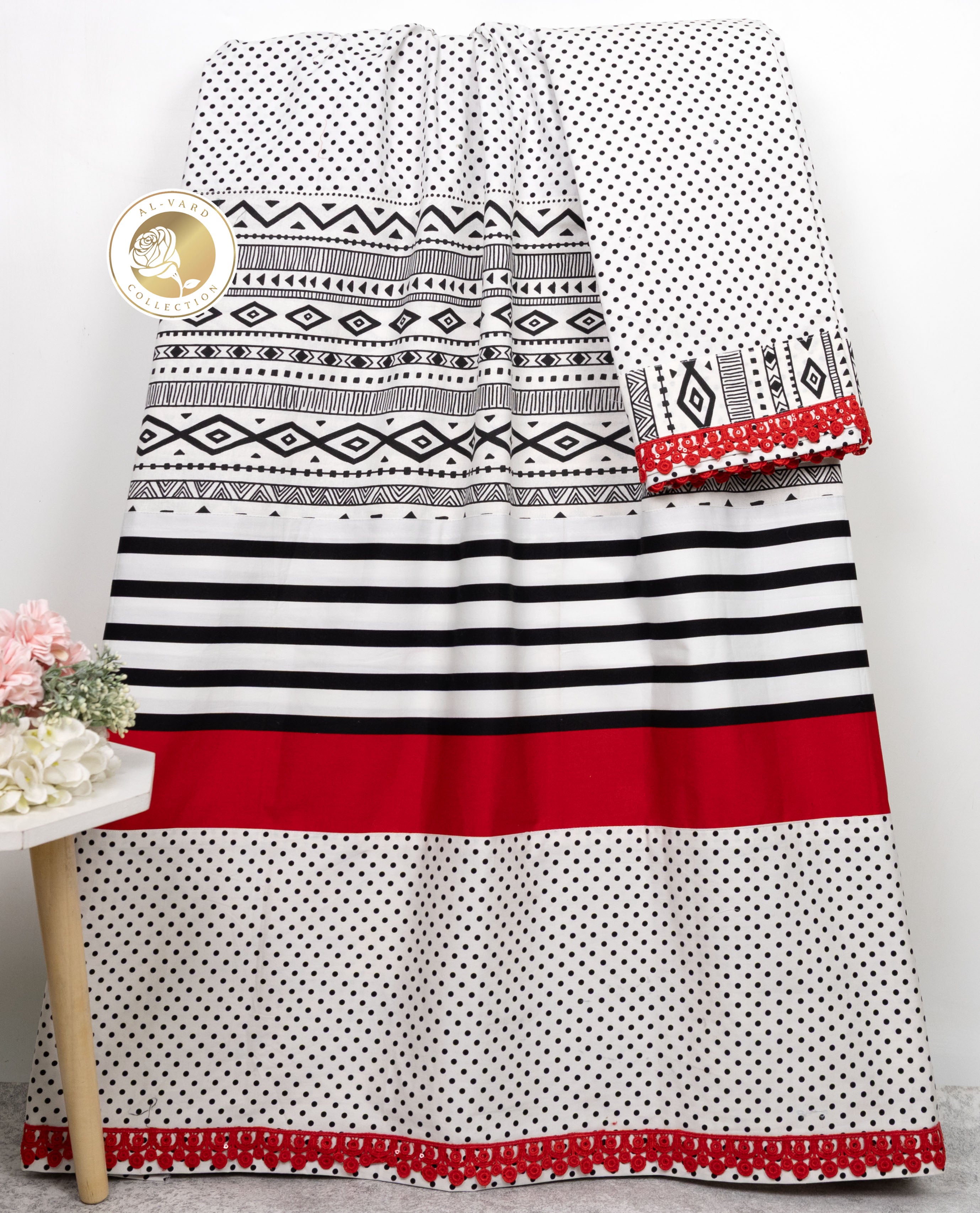 Black & White Dots Rida Smart Different Design Pattern & Smart Red Lace