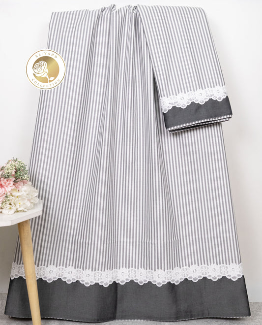 White Grey Lining Rida With Dark Grey Panel & Small Floral Lace