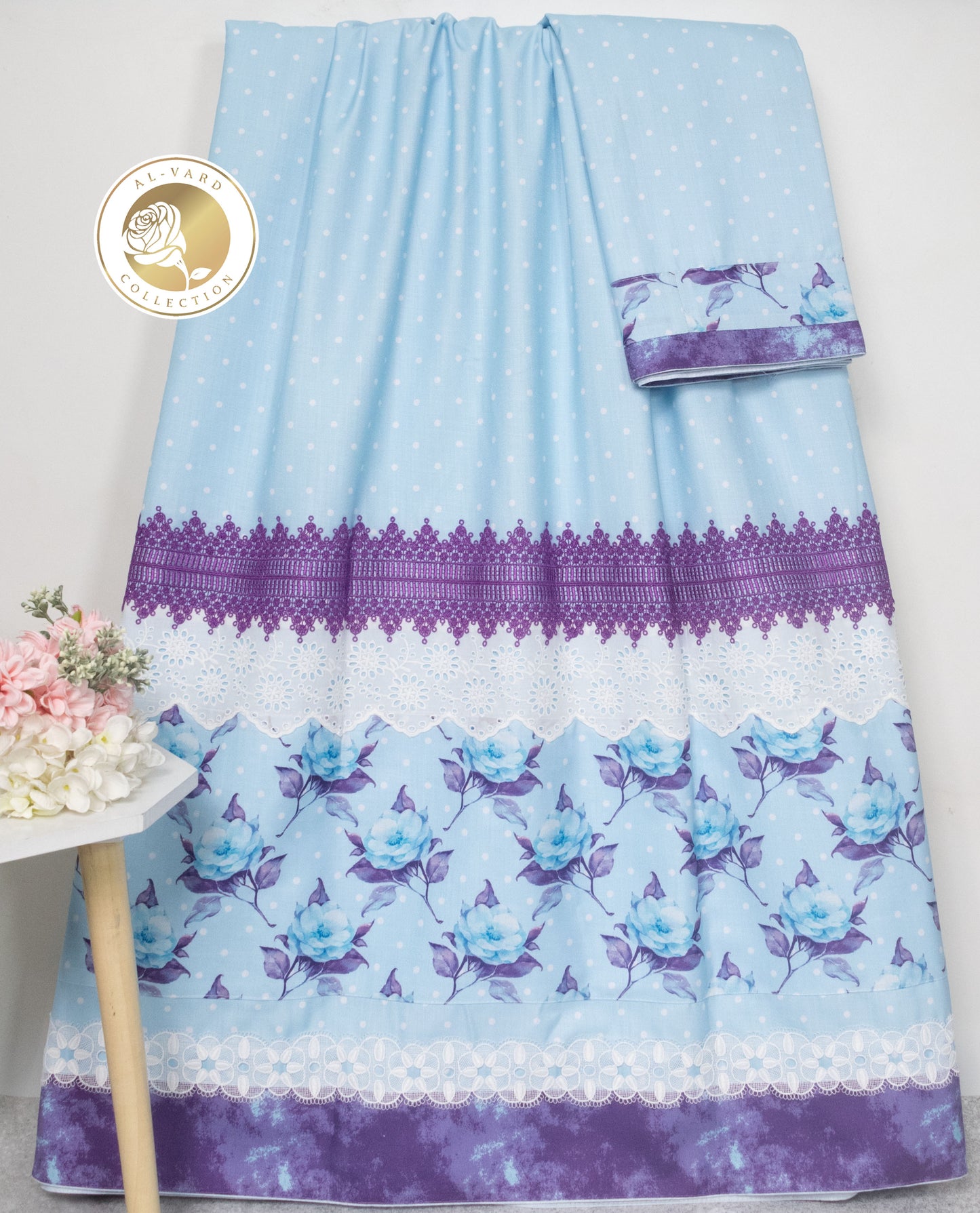 Light Blue White Dots Rida With Smart Floral Panel & Purple Lace