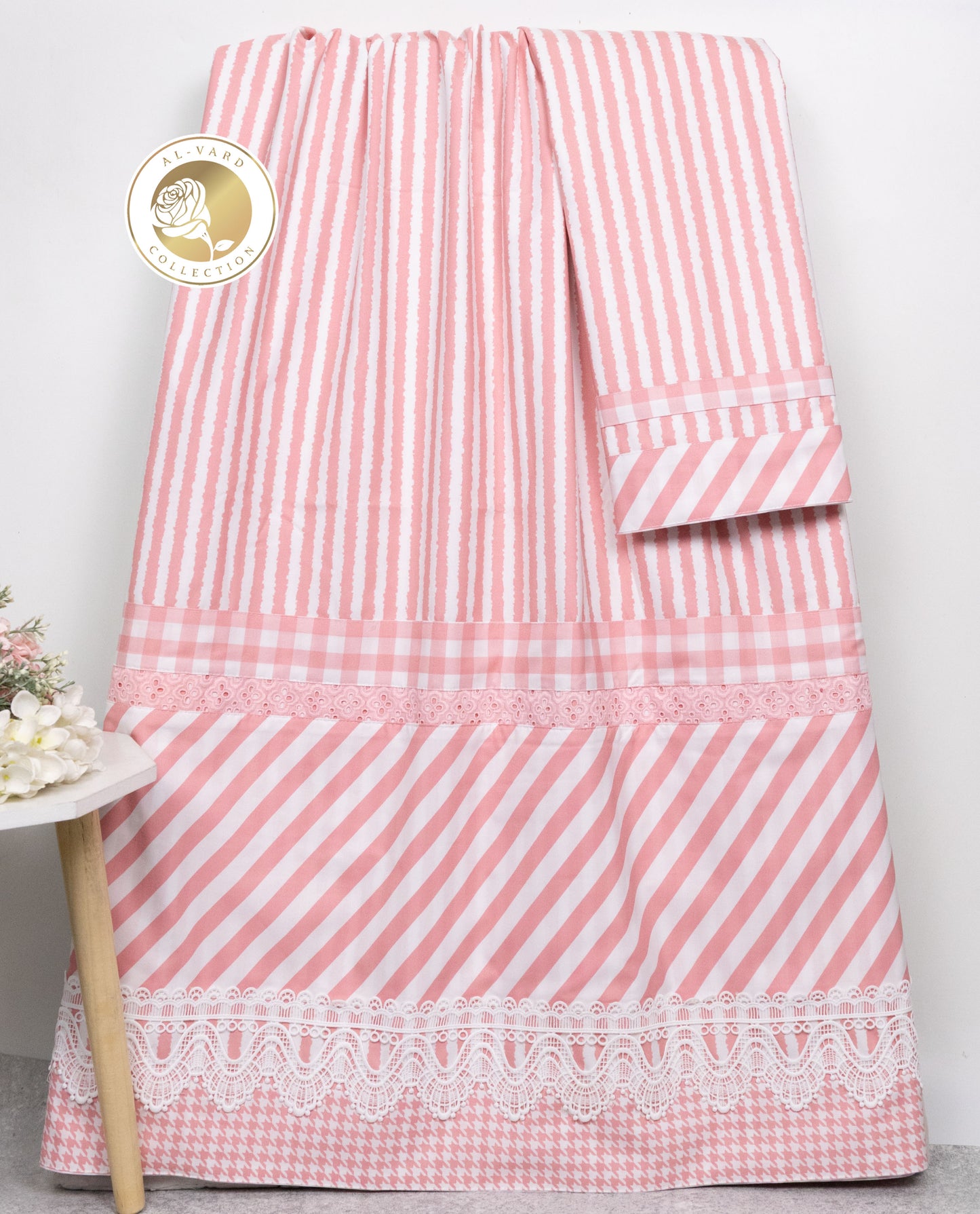 Baby Pink & White Stripes Rida With Checks Lining Panel & Smart Lace