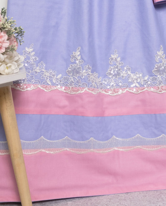 Lilac Rida With Smart Plain Panel & Smart White Lace