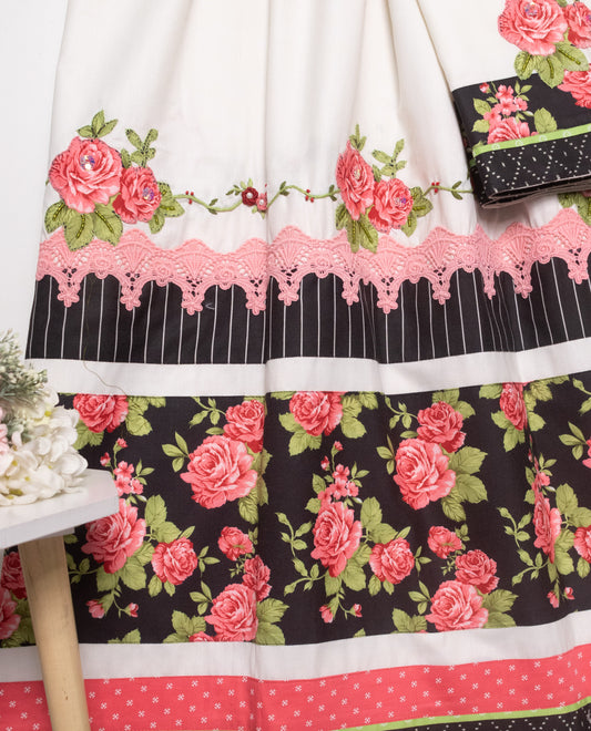 White Rida With Smart Rose Printed Panel & Floral Applique Work