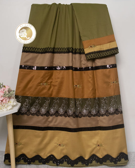 Mehndi Green Rida With Block Pattern & Lite Aari Work