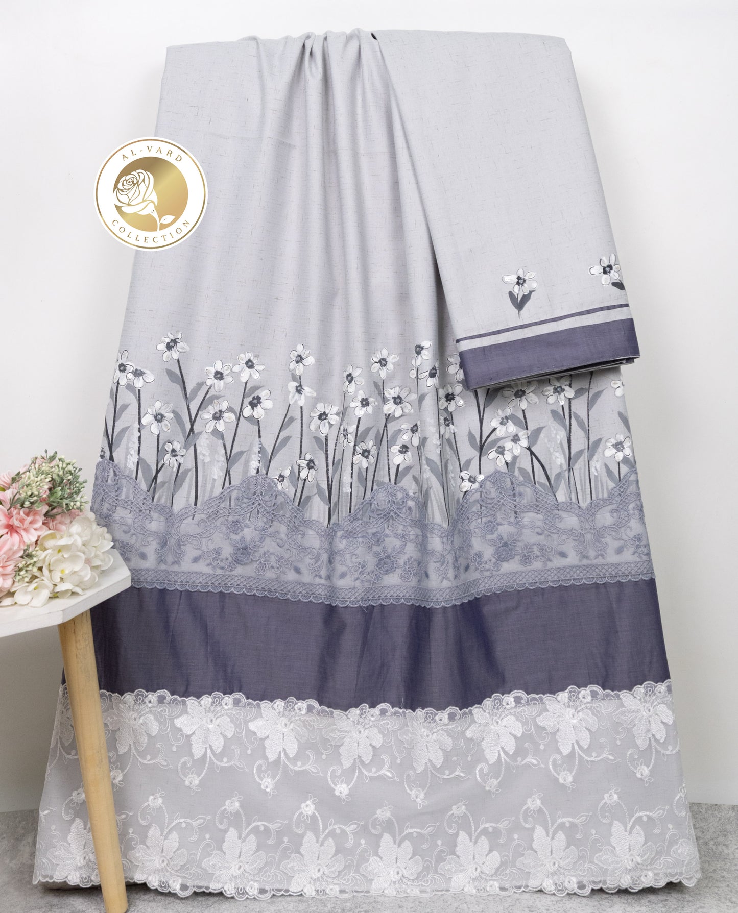Light Grey Rida With Smart Lace Panel & Floral Painting With Aari TouchUp