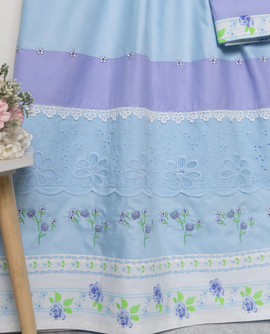 Light Blue Rida With Smart Lace Floral Panel & Floral Border Work