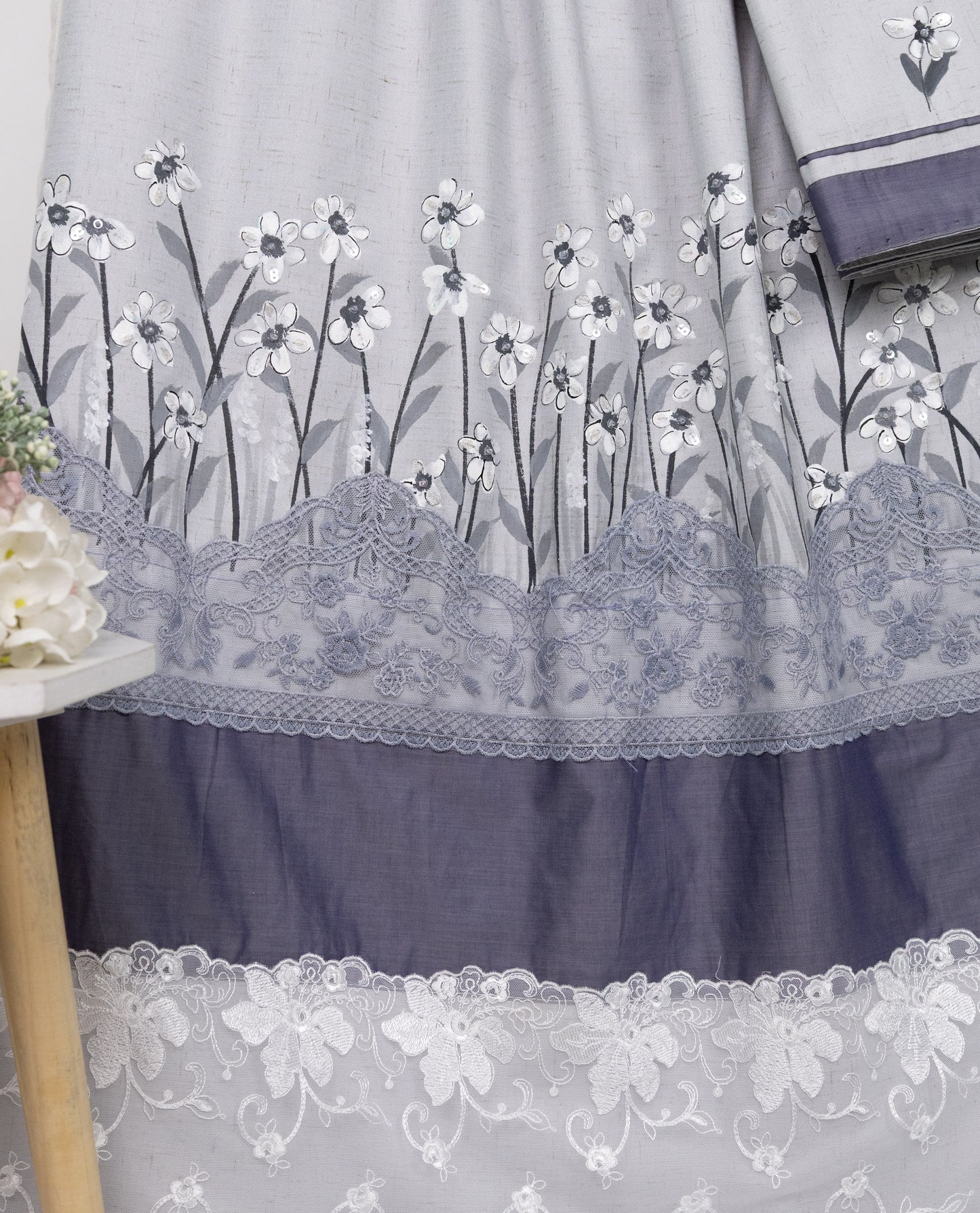 Light Grey Rida With Smart Lace Panel & Floral Painting With Aari TouchUp