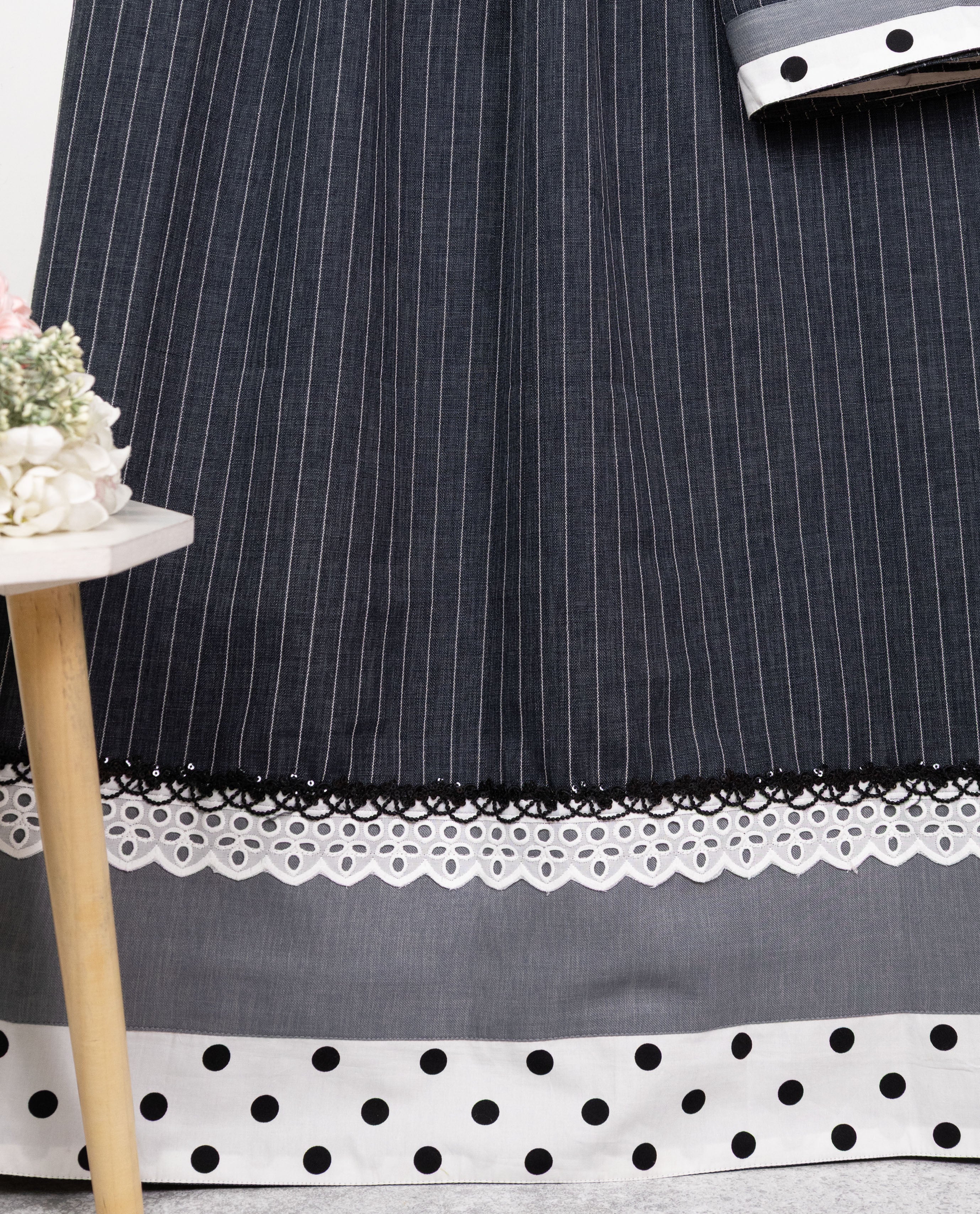 Dark Indigo Lining Stripes With Smart Plain Dots Panel & Smart Lace
