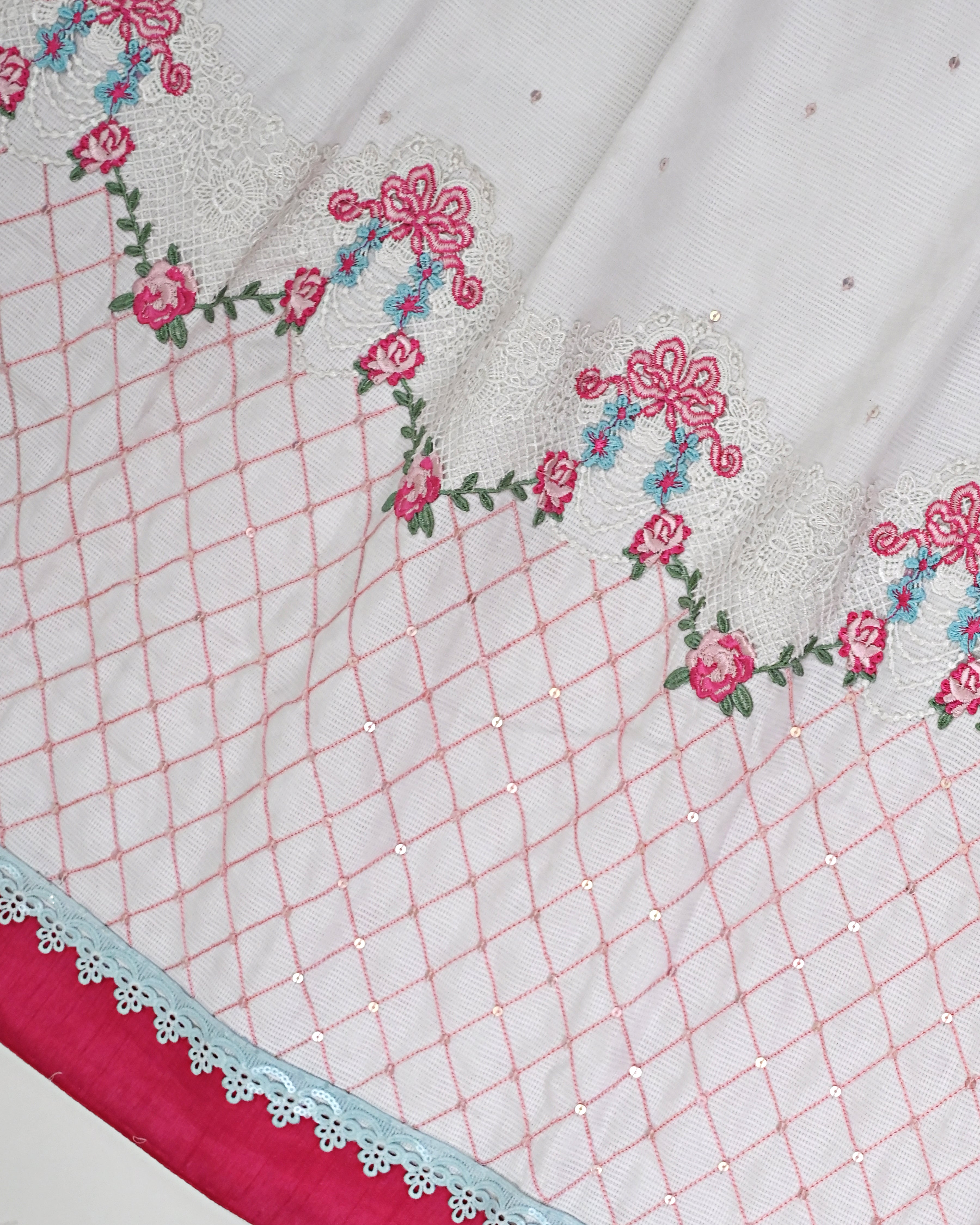 White All Over Tiki Rida With Cheks Panel & Smart Floral Decent Work