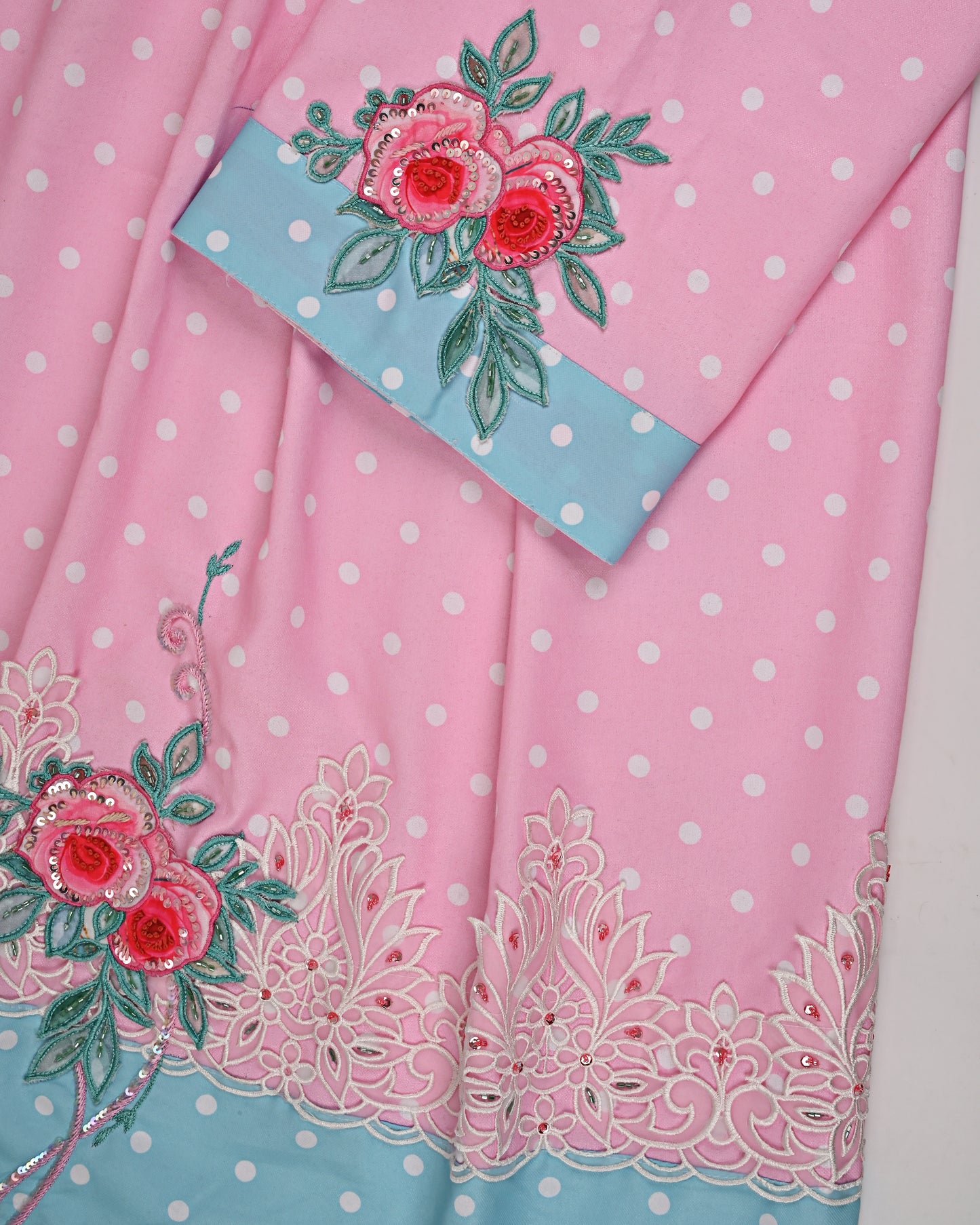 Light Pink & Blue Rida With Smart Lace & Floral Work With Aari TouchUp