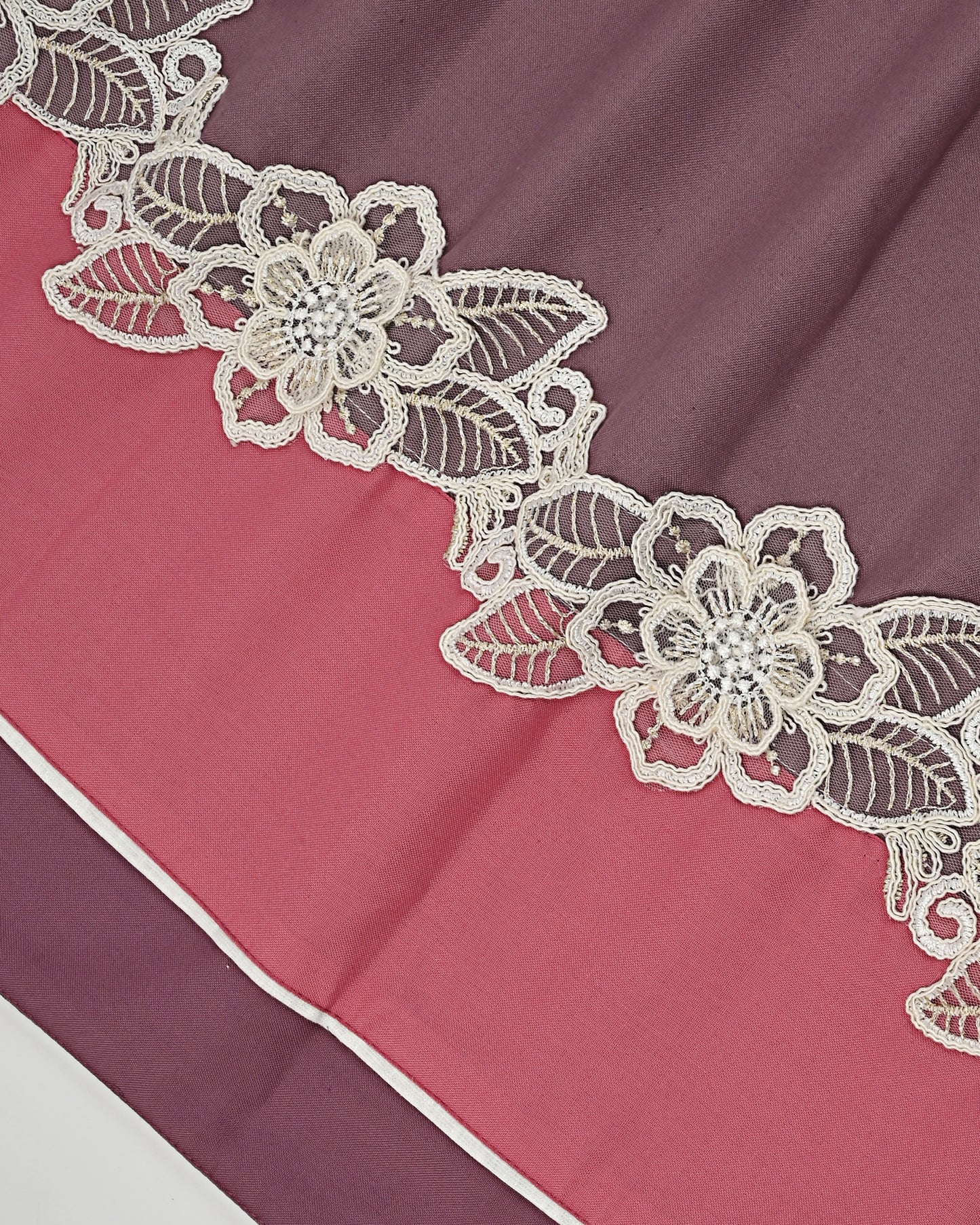 Dusty Orchid Rida With Smart Floral Lace & Smart Plain Panel