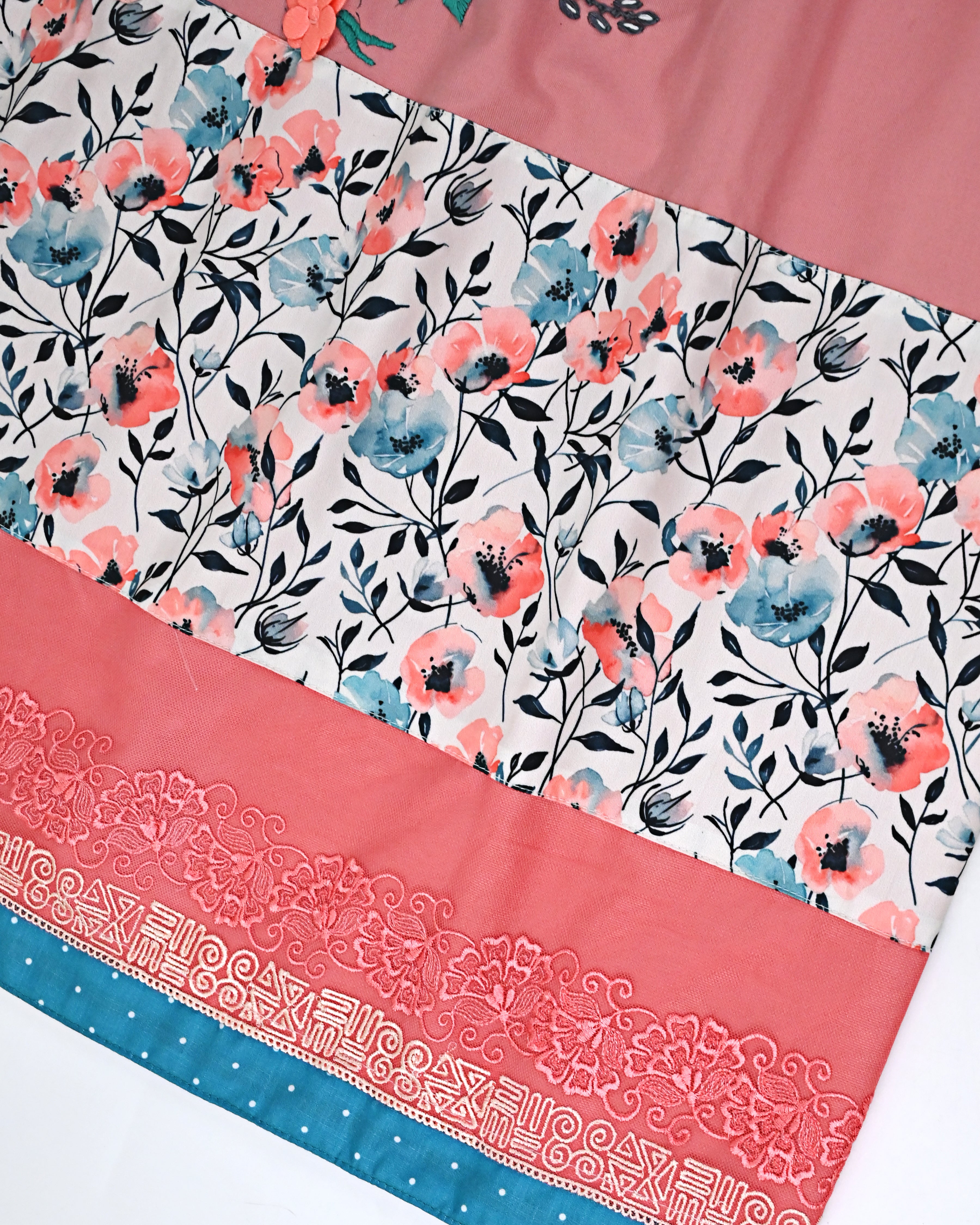 Dusty Rose Rida With Smart Floral Work Panel & Smart Floral Lace