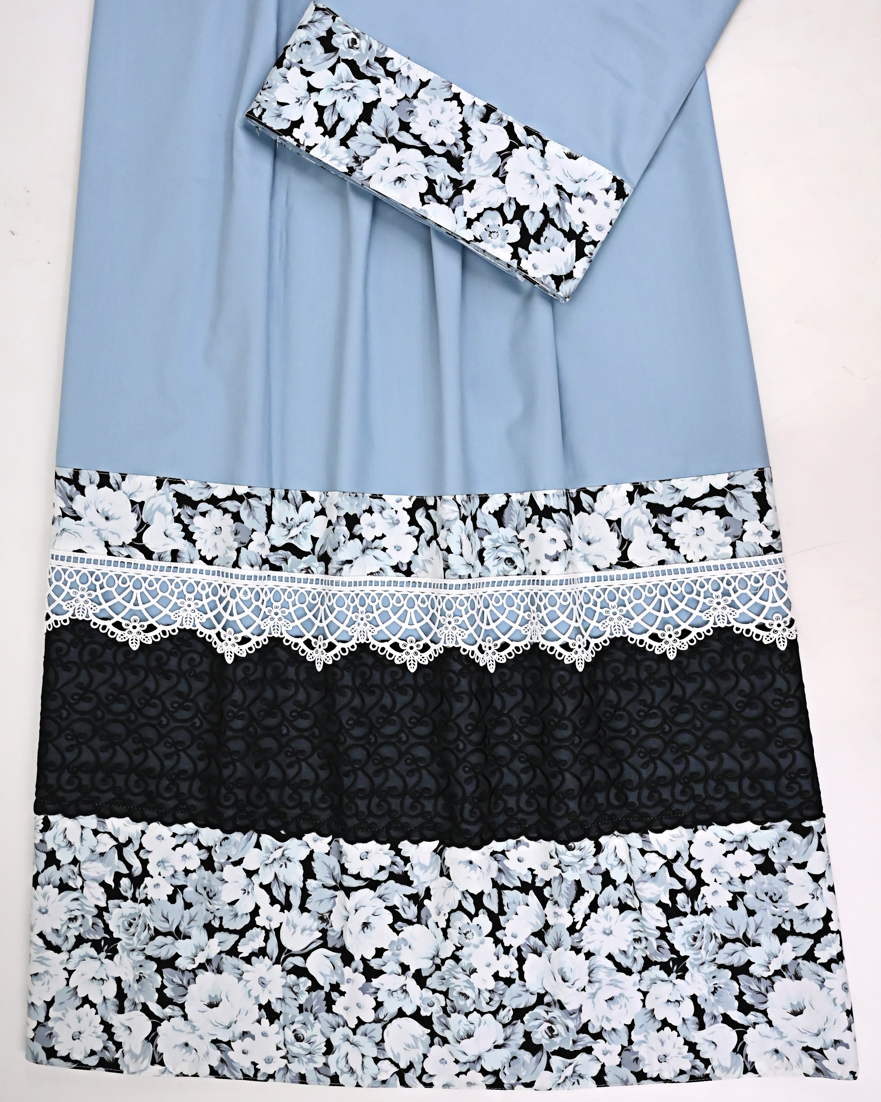 Pigeon Blue Rida With Smart Floral Print Panel & Smart Lacing