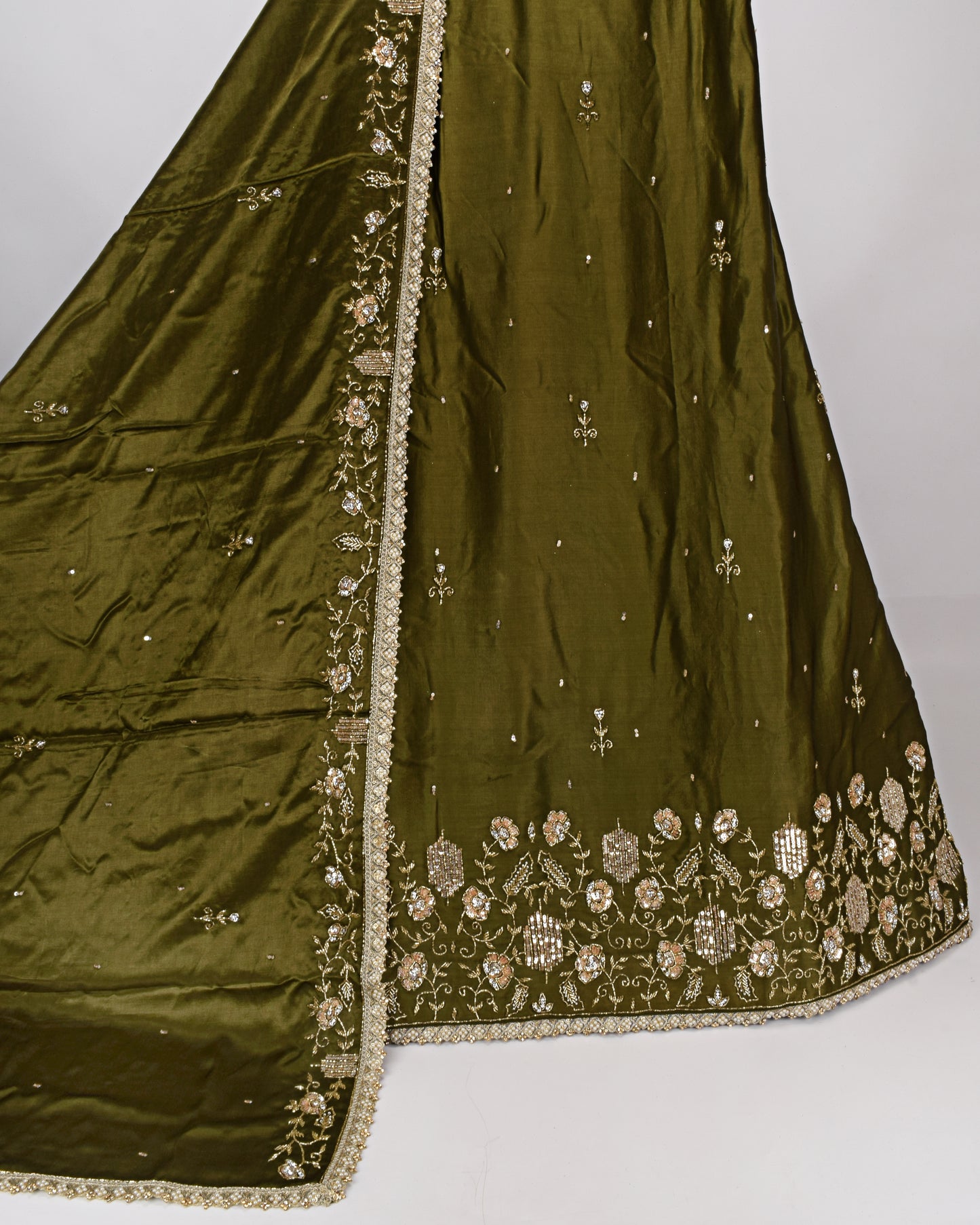 Mehndi Green Bridal Jodi With Aari Work Border & Matching Dupatta