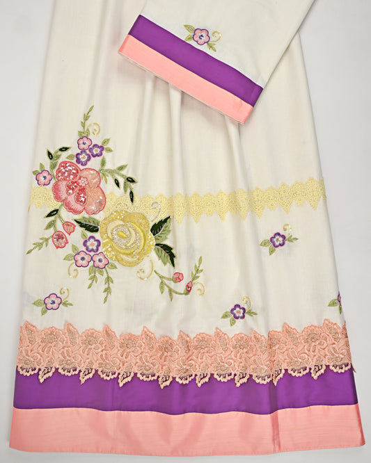 Off White Rida With Smart Floral Colorful Aari Work & Smart Lace Panel