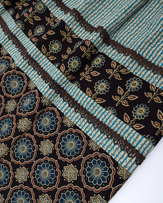 Batik Jodi With Printed Batik Panel & Green Dupatta