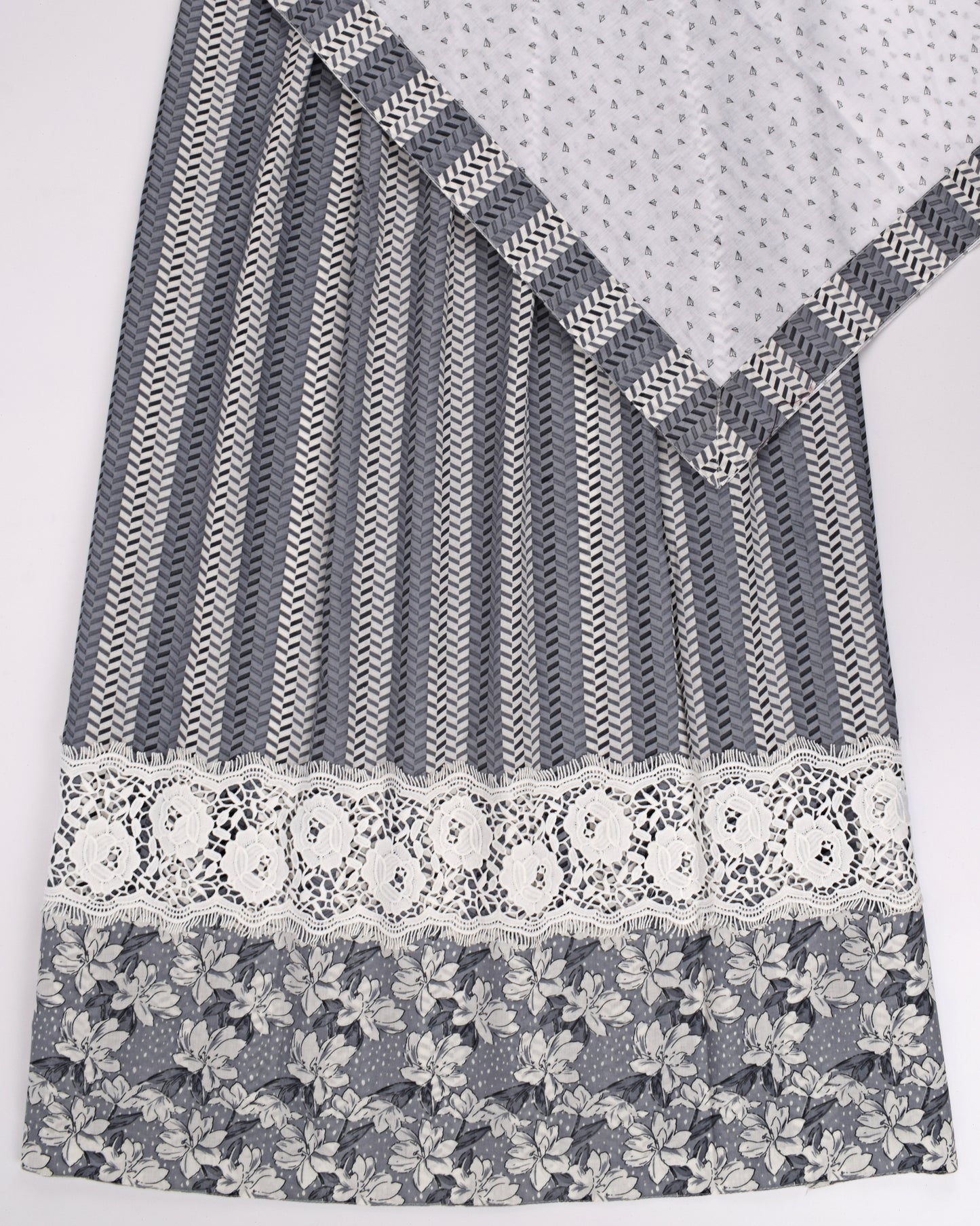 Grey Printed Jodi With Smart Floral Panel & Smart Dupatta