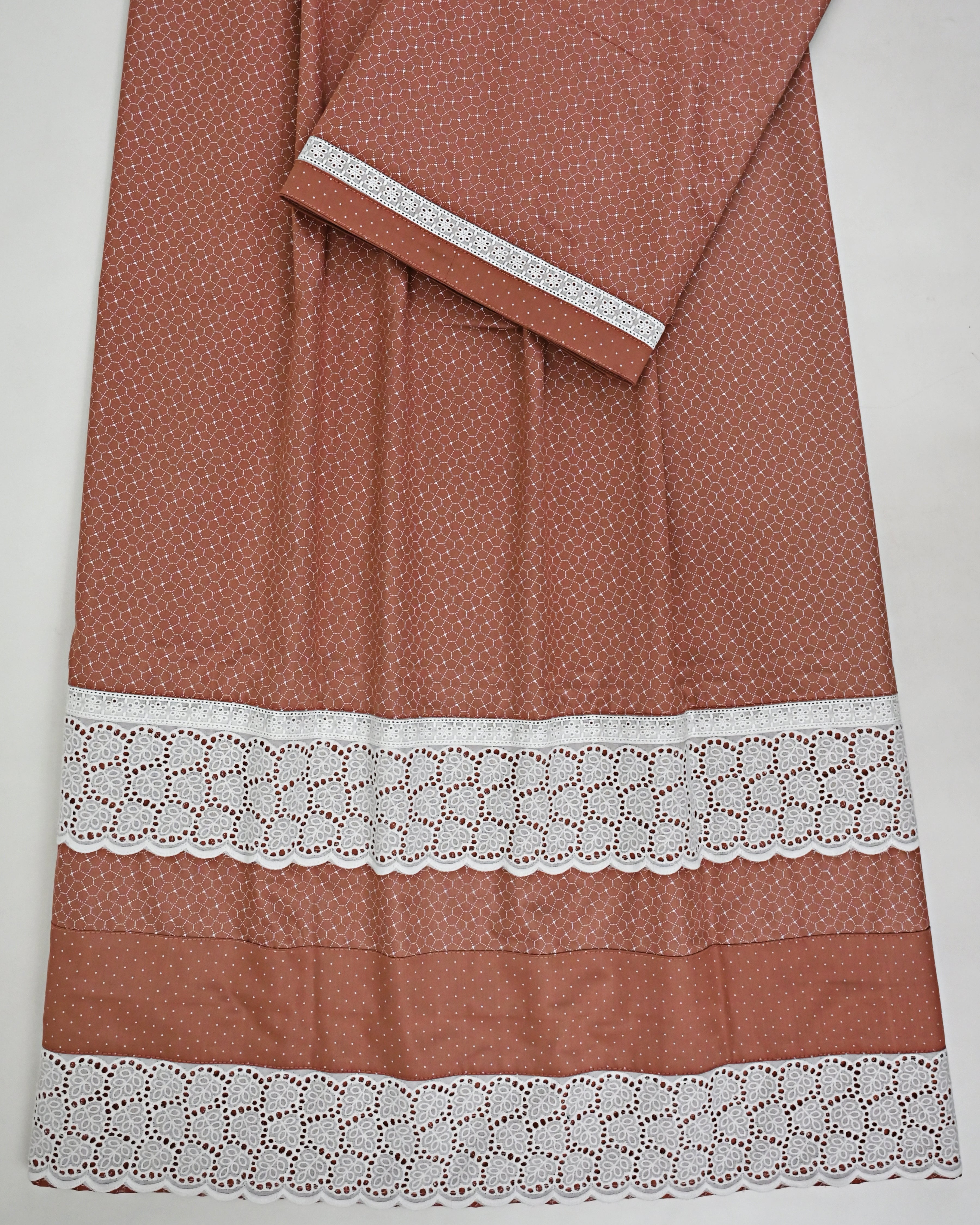 Rusty Orange Printed Rida With Smart White Lacing & Panel