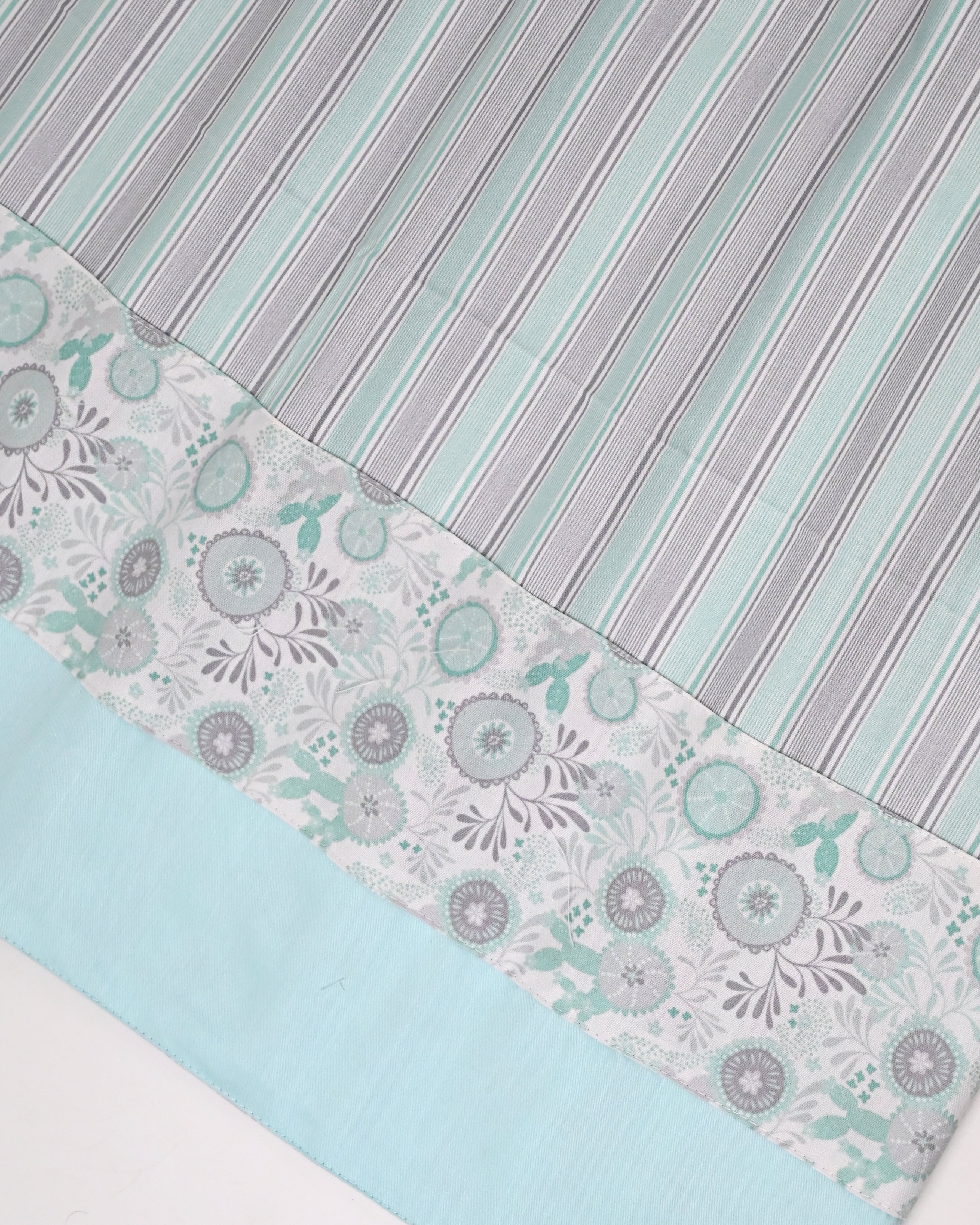 Multi Color Stripes Rida With Smart Floral Print Panel & Plain Blue Panel