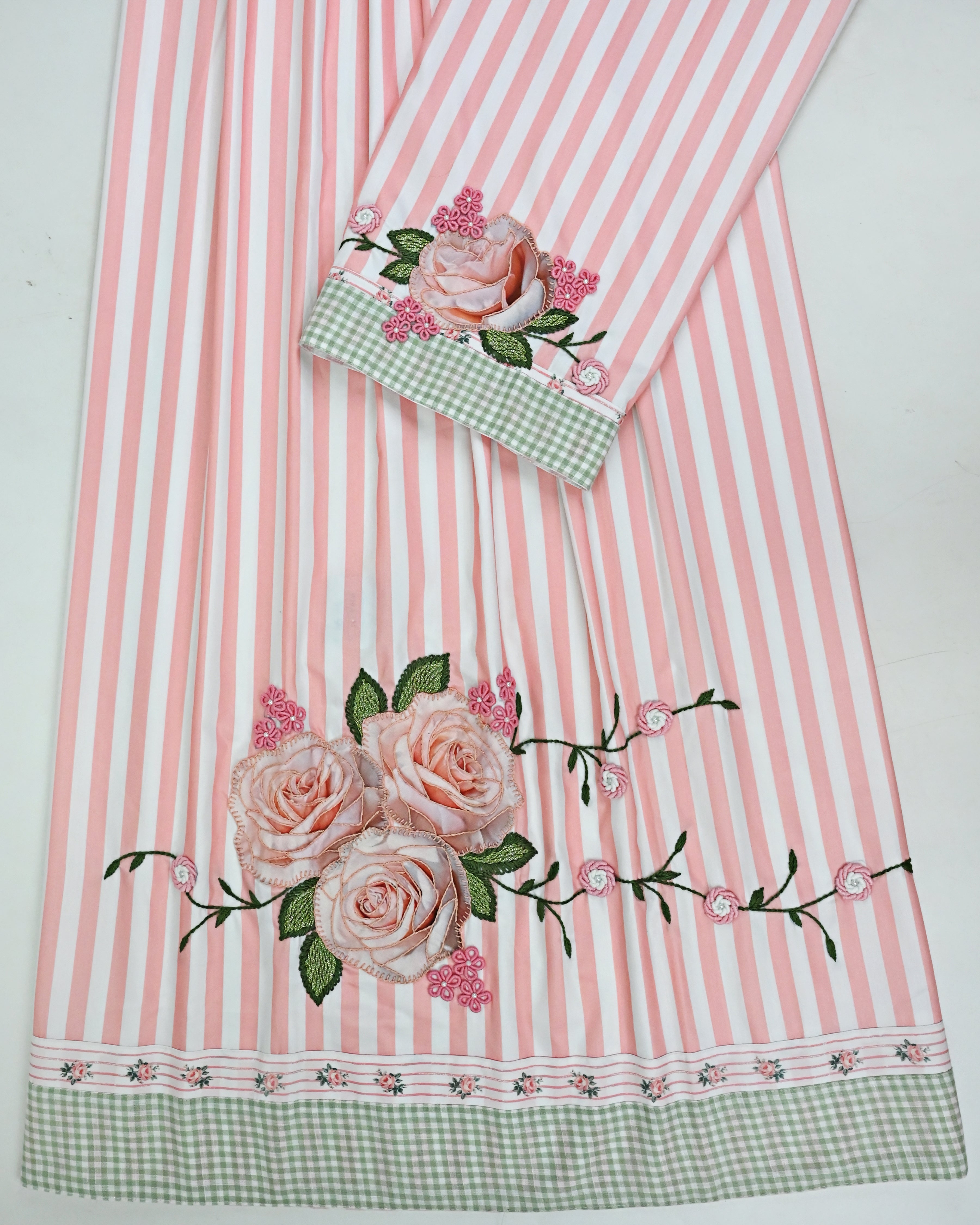 Candy Pink White Stripes Rida With Smart Cheks Panel & Floral Rose Centre Bunch