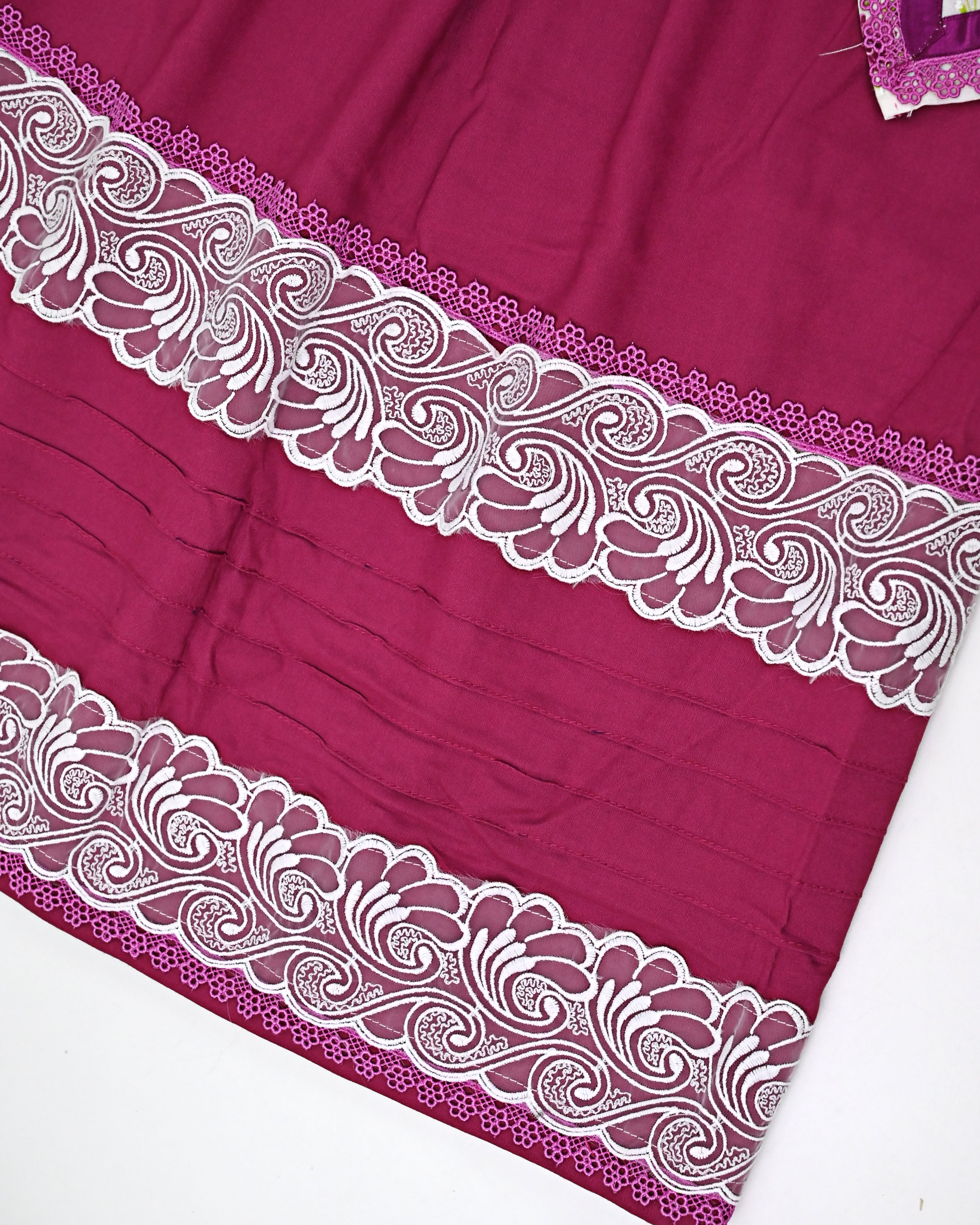 Dark Magenta Jodi With Smart White Floral Lace & Floral Printed Dupatta