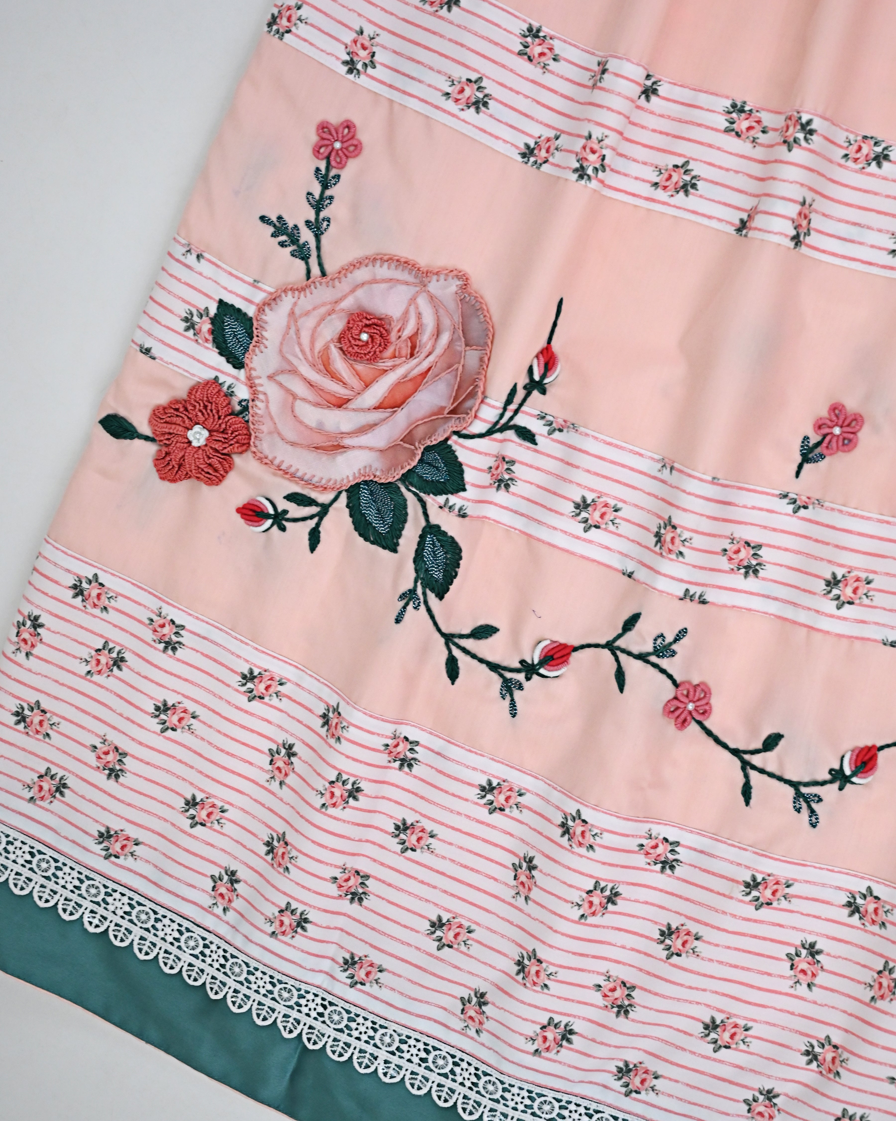 Light Peach Rida With Floral Print Panel & Floral Applique & Embroidery Work