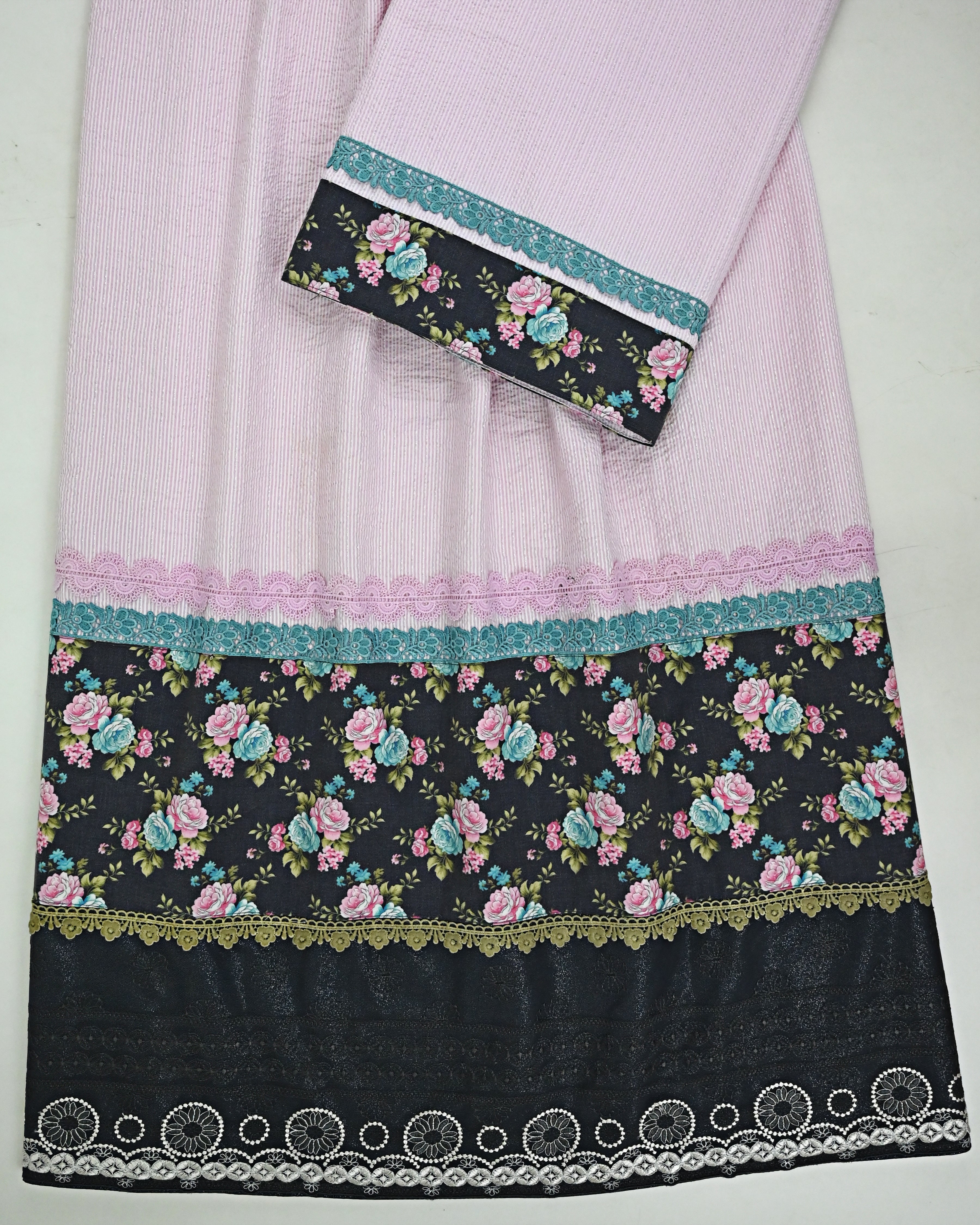 Blush Pink Seersucker Rida With Smart Floral Printed Panel & Smart Floral Lace