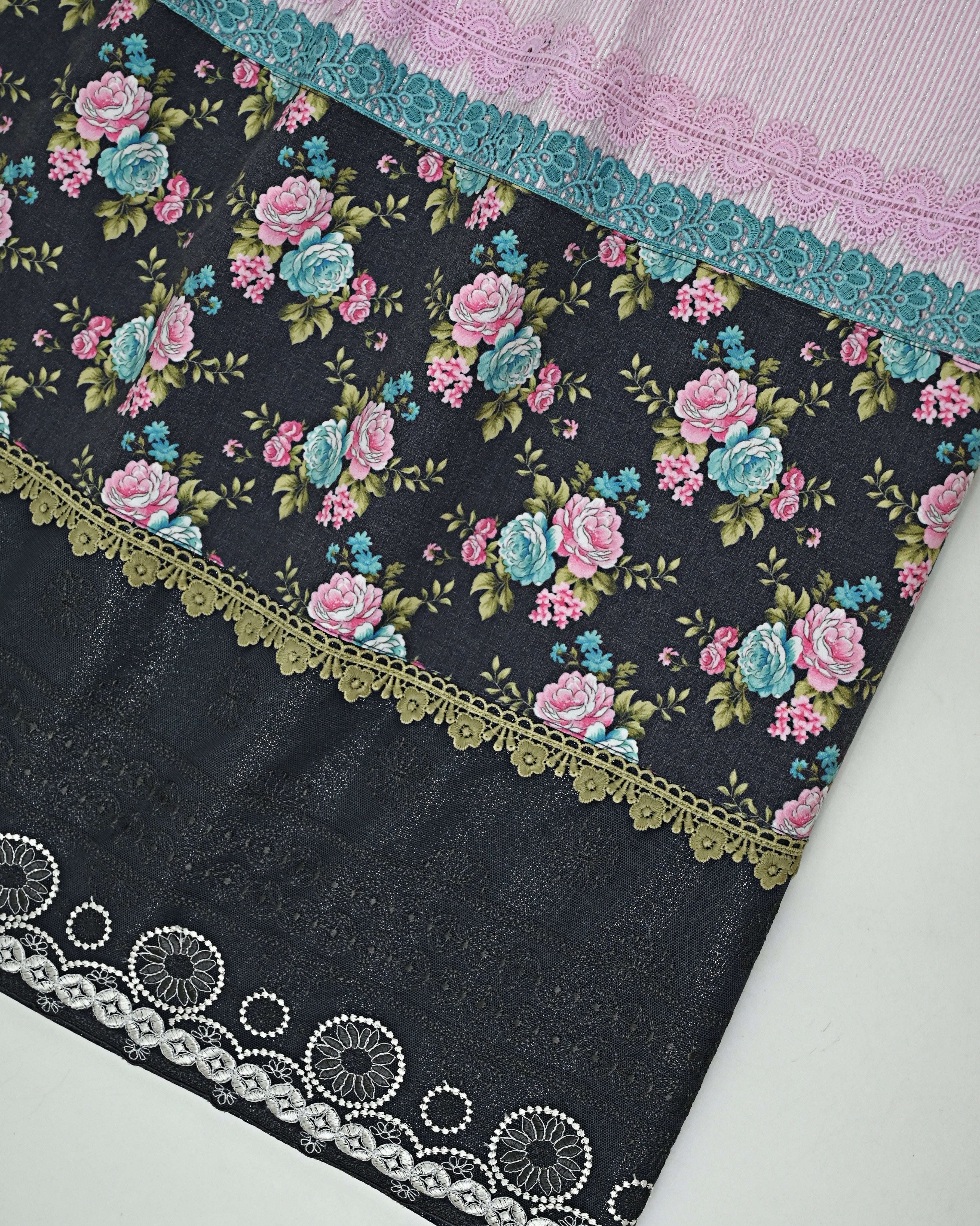 Blush Pink Seersucker Rida With Smart Floral Printed Panel & Smart Floral Lace