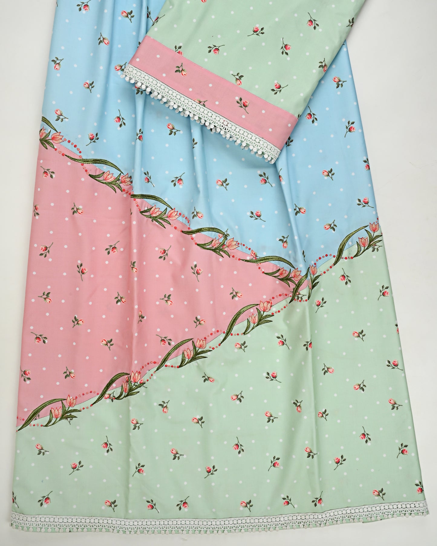 TriColor Rida With Smart Pattern & Embroidery Work