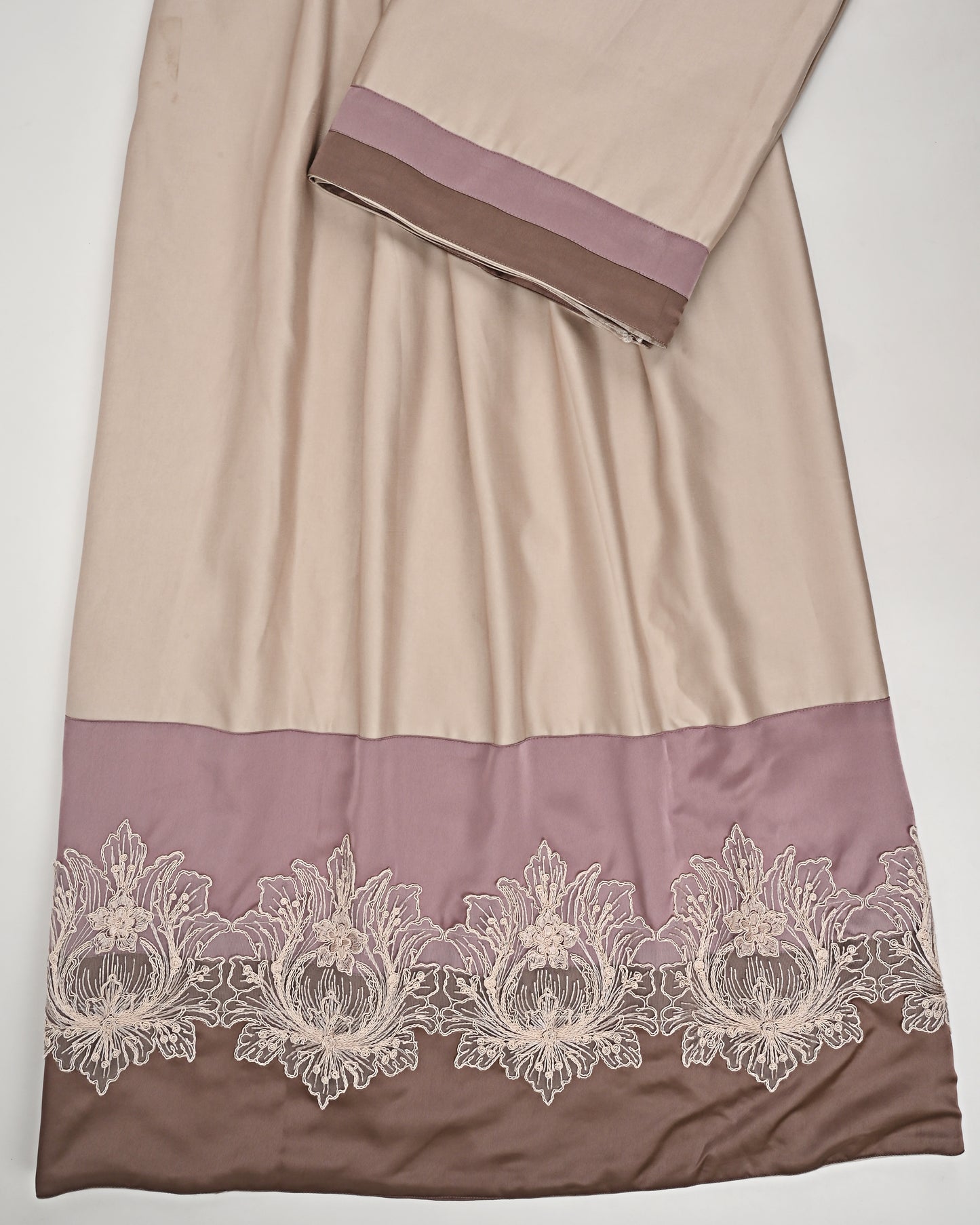 Beige Rida With Smart Floral Lace & Smart Plain Panel
