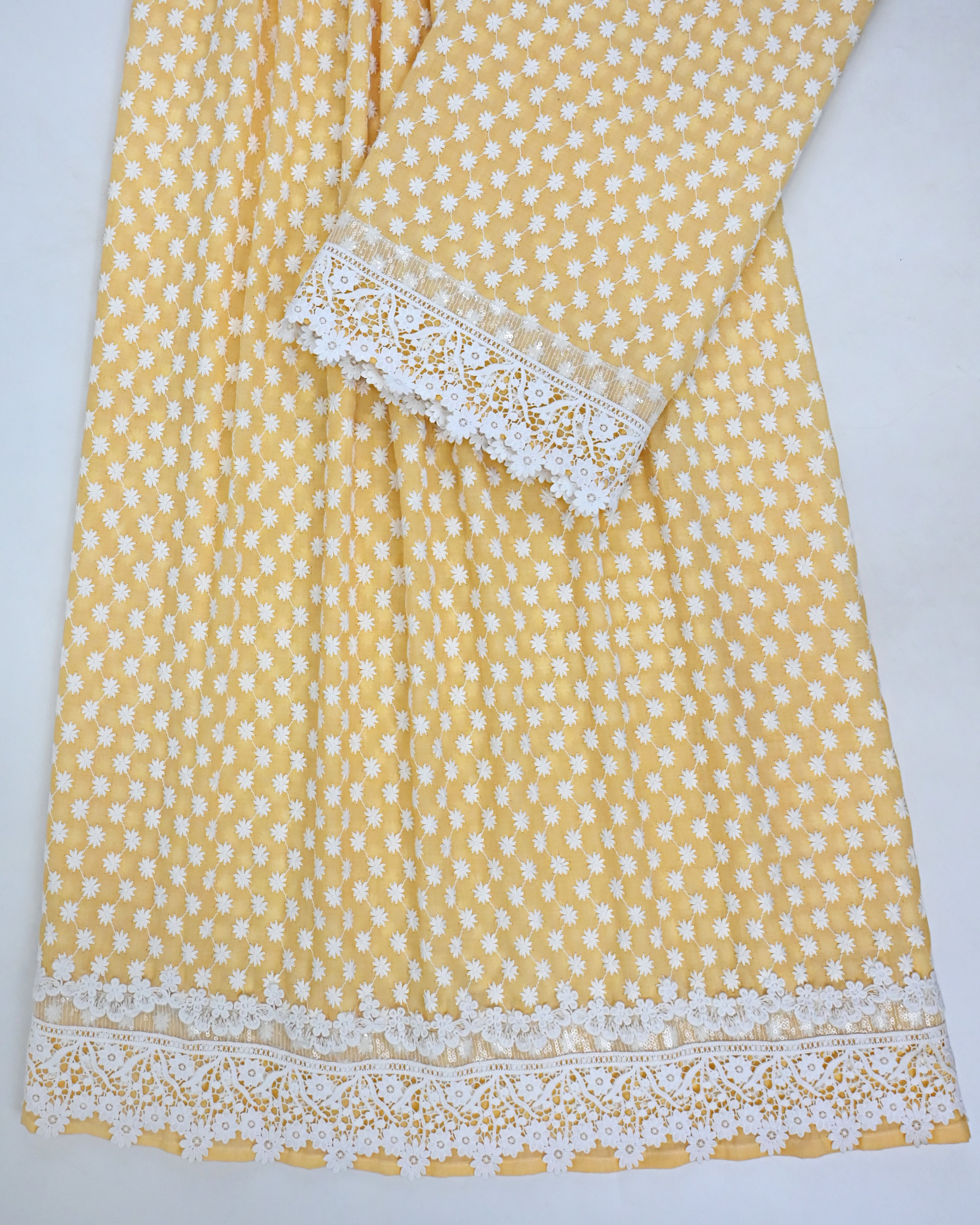 Light Yellow Rida With White Embroidery All Over & Smart White Lace
