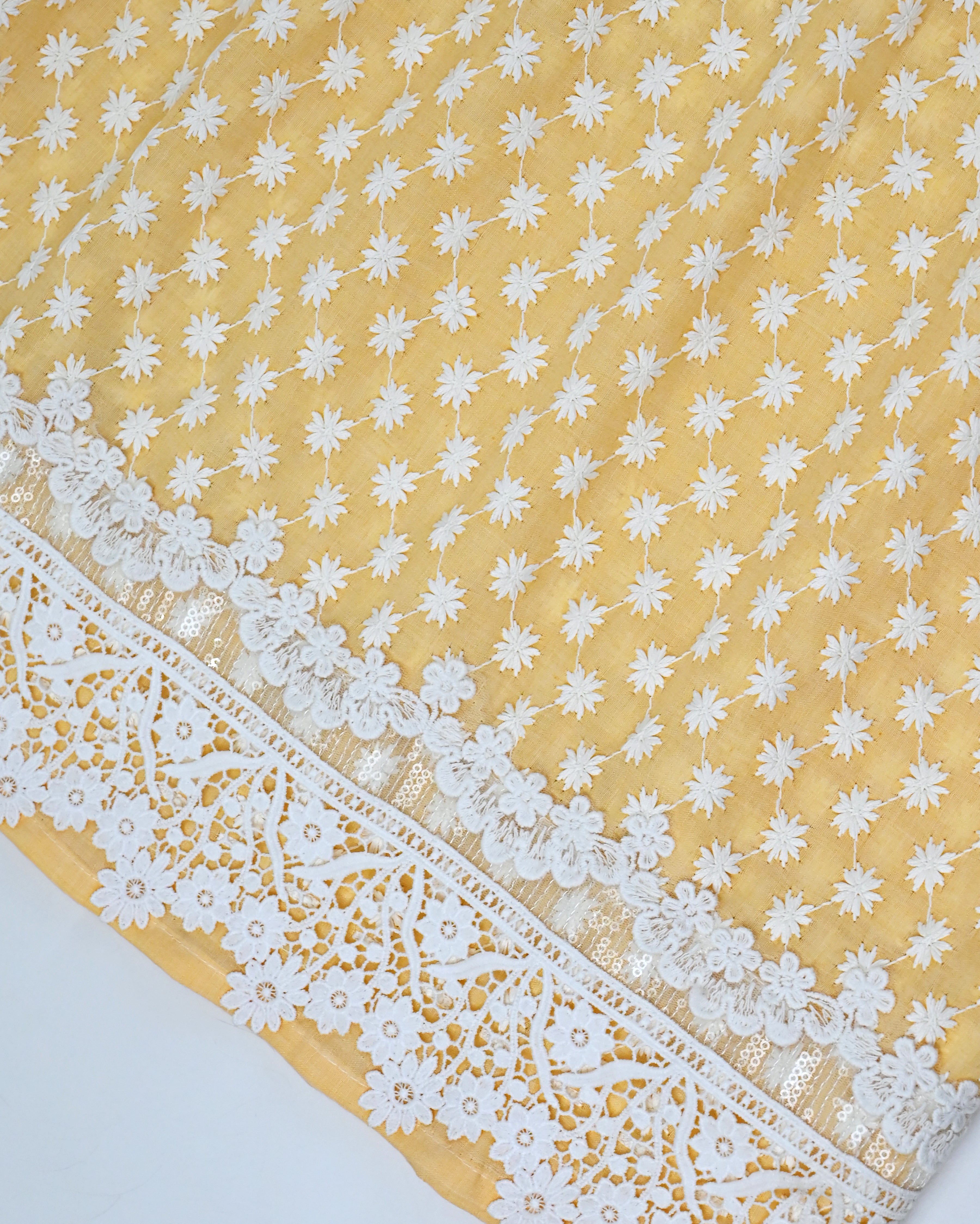 Light Yellow Rida With White Embroidery All Over & Smart White Lace