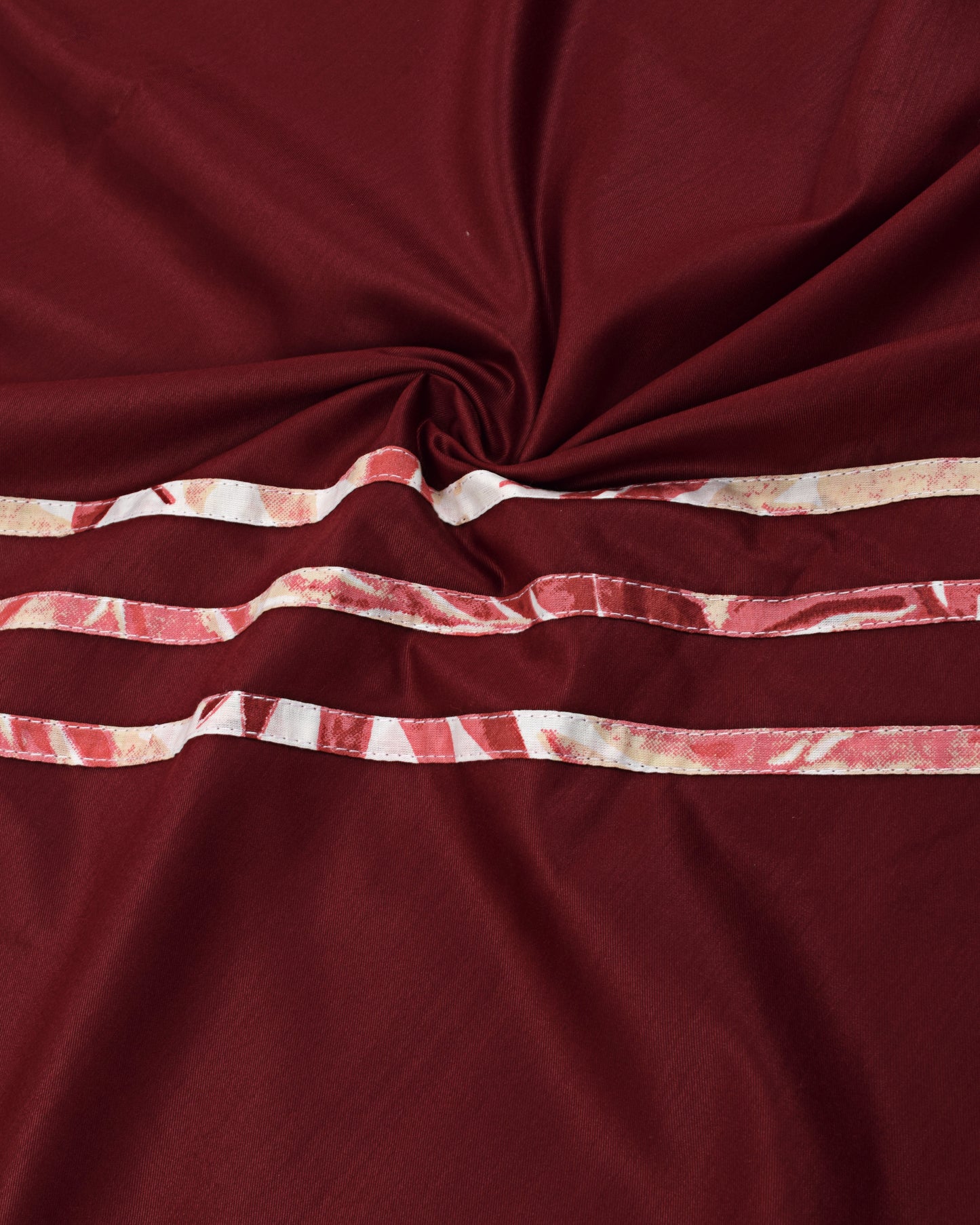 Dark Maroon Rida With Smart Patti Pattern