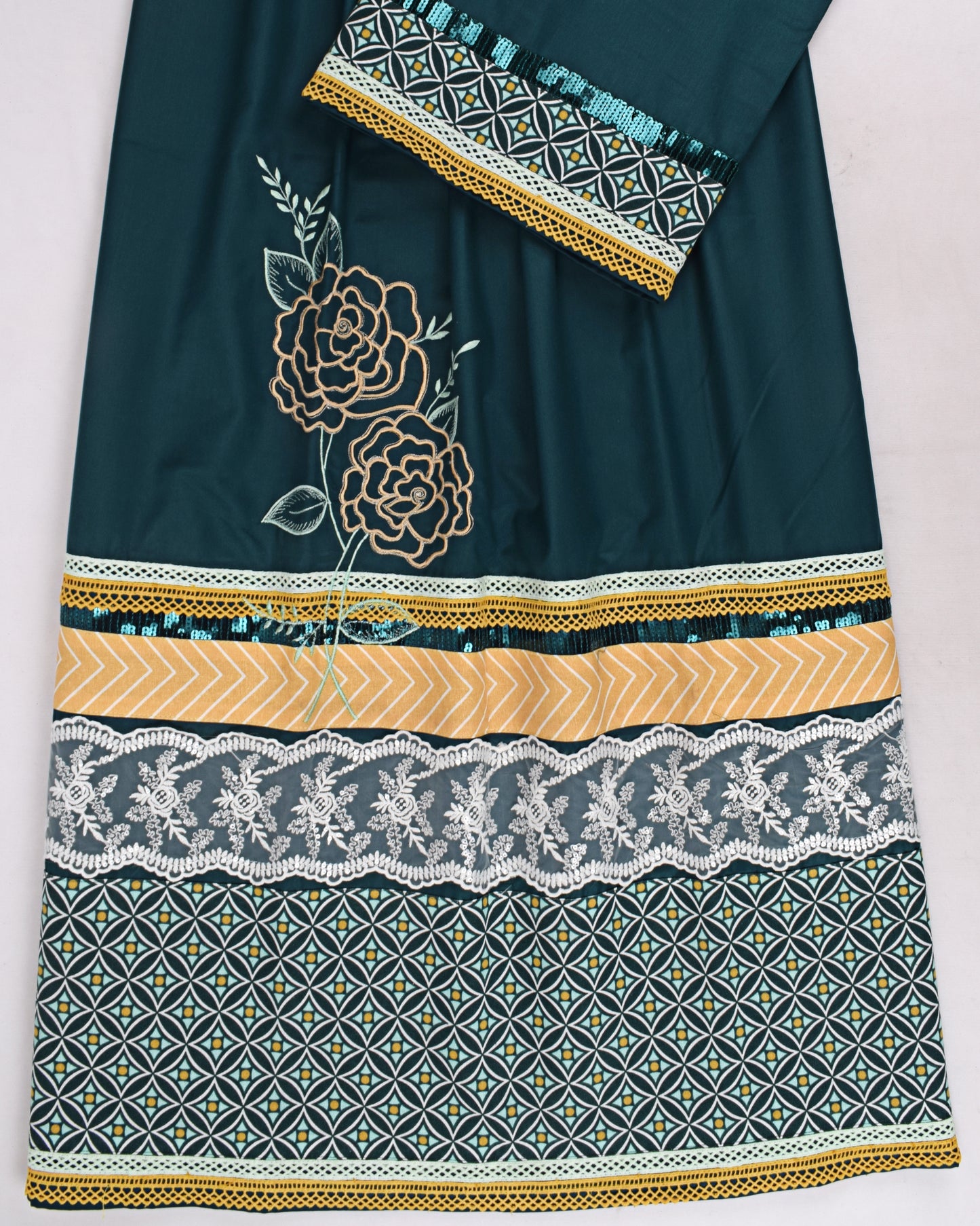 Dark Green Rida With Smart Paneling & Embroidery Work