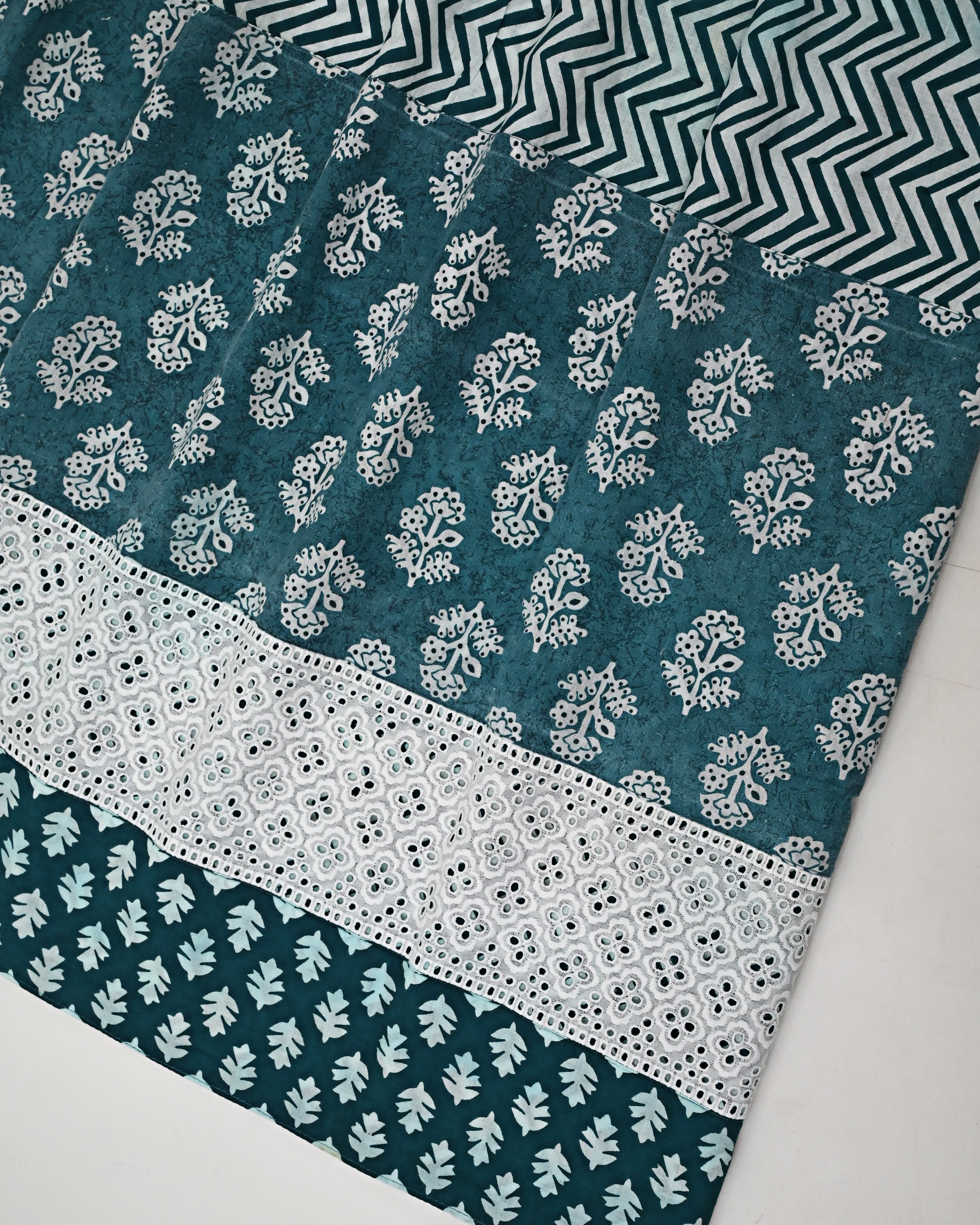 Dark Green Chevron Batik Rida With Smart Floral Batik Panel & Smart Lace