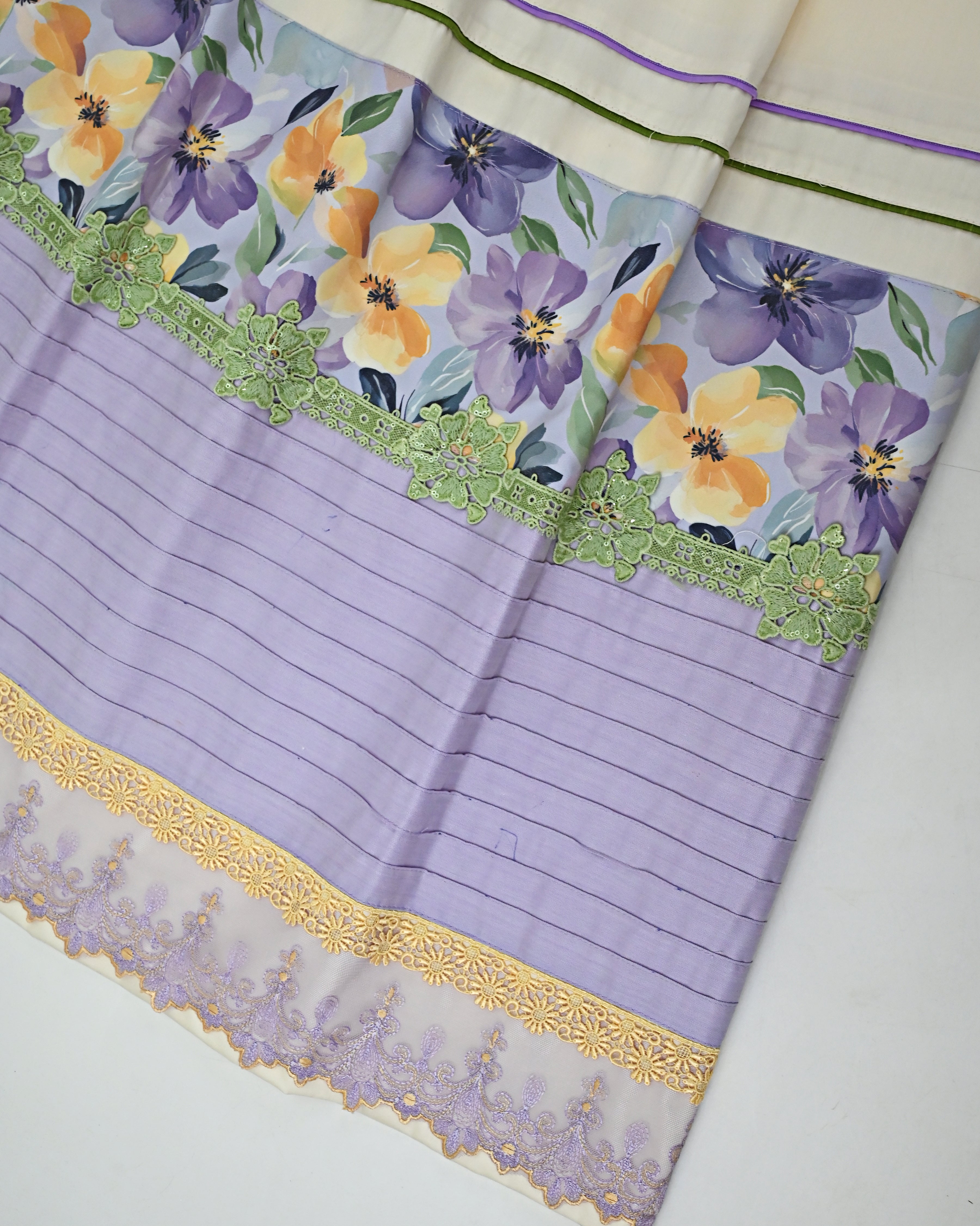 Ivory Rida With Smart Floral Lilac Pintex Panel & Smart Floral Lace & Pipin
