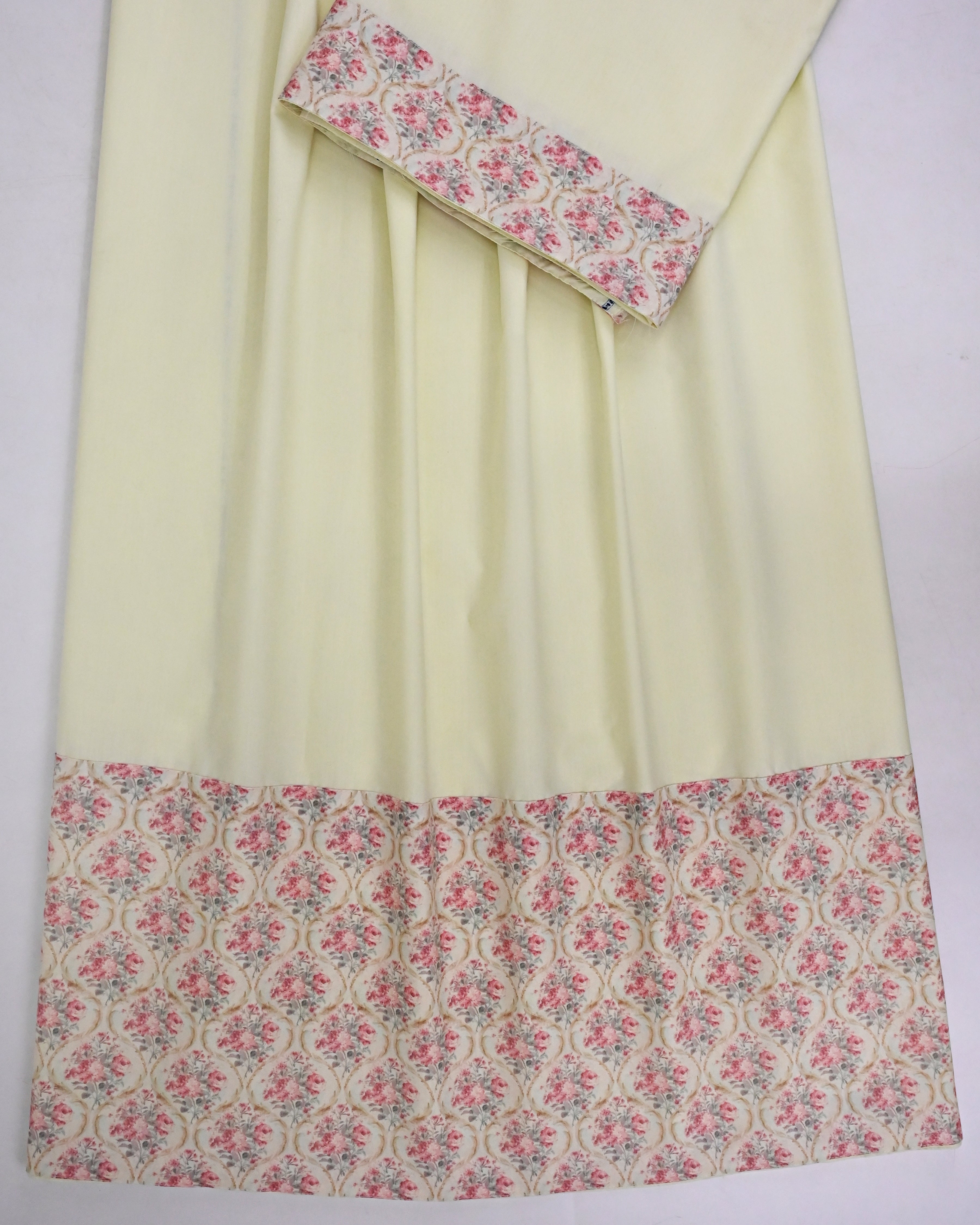 Lemon Yellow Rida With Smart Floral Panel