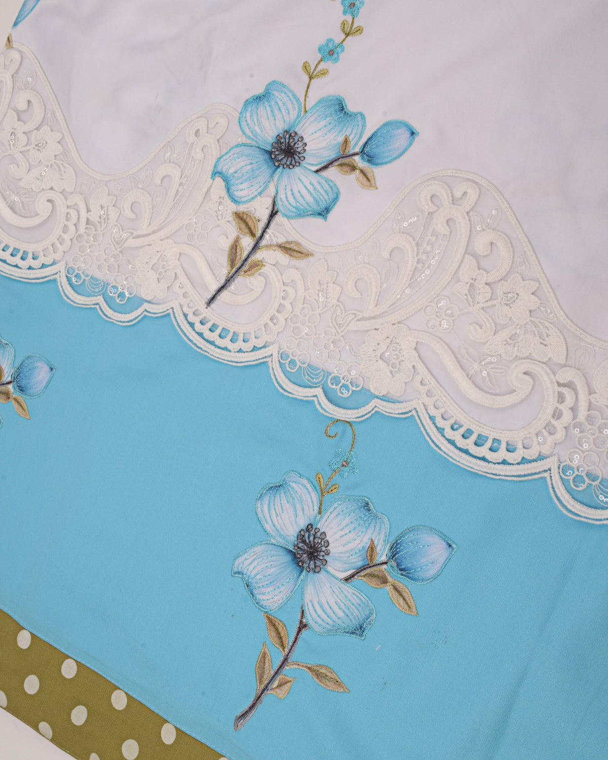 White Rida White Rida With Blue Panel White Lace & Floral Work – AL-Vard Collection