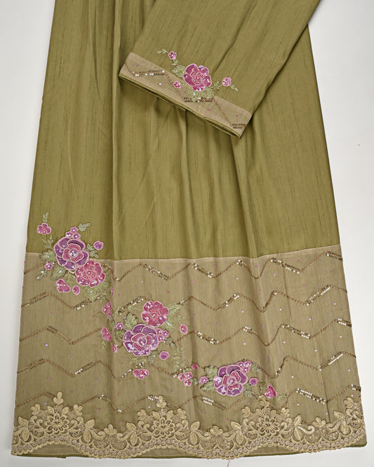 Olive Green Rida With Heavy Look Lace & Aari Floral Work Panel