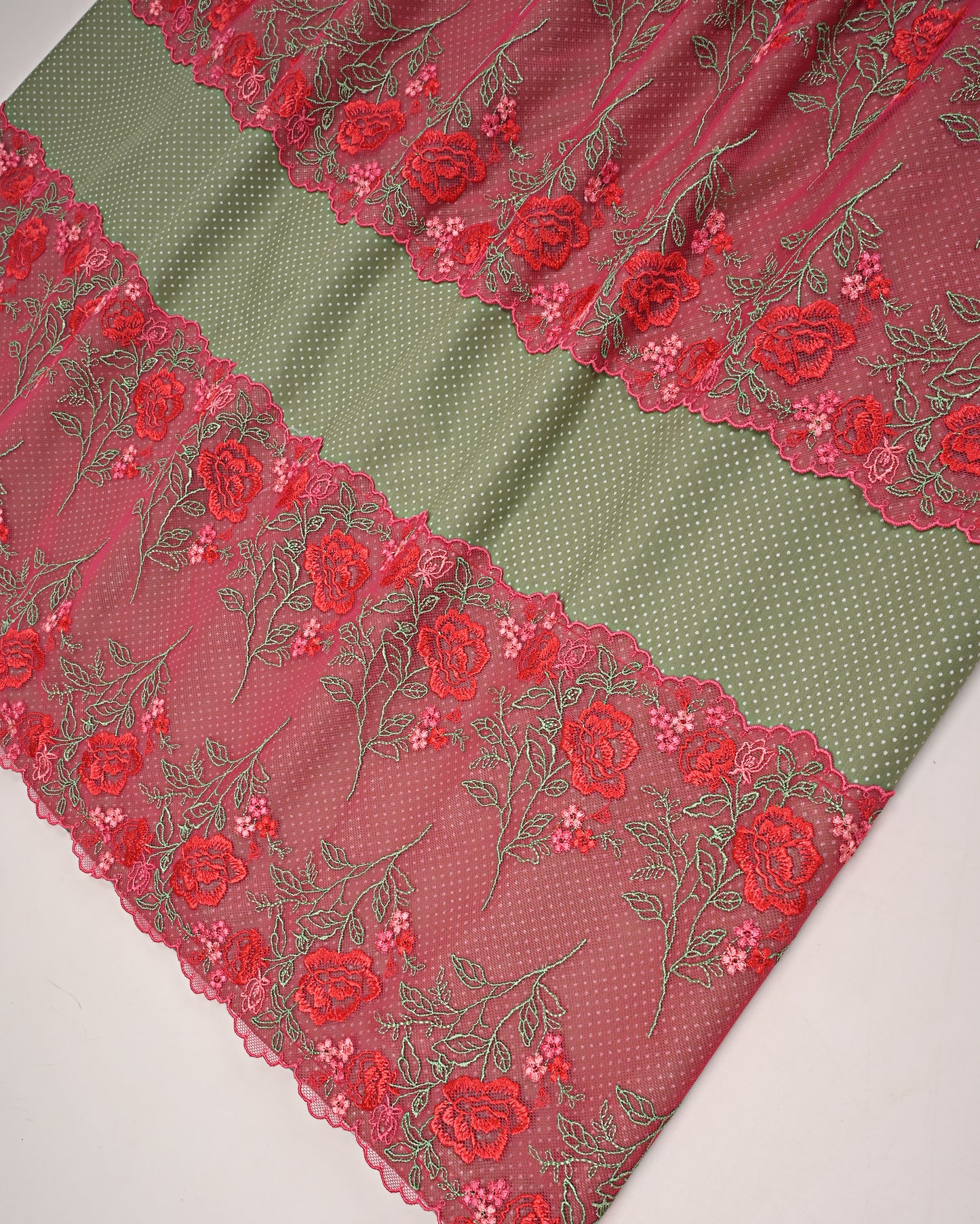Green Dots Rida With Red Floral Lace Peice