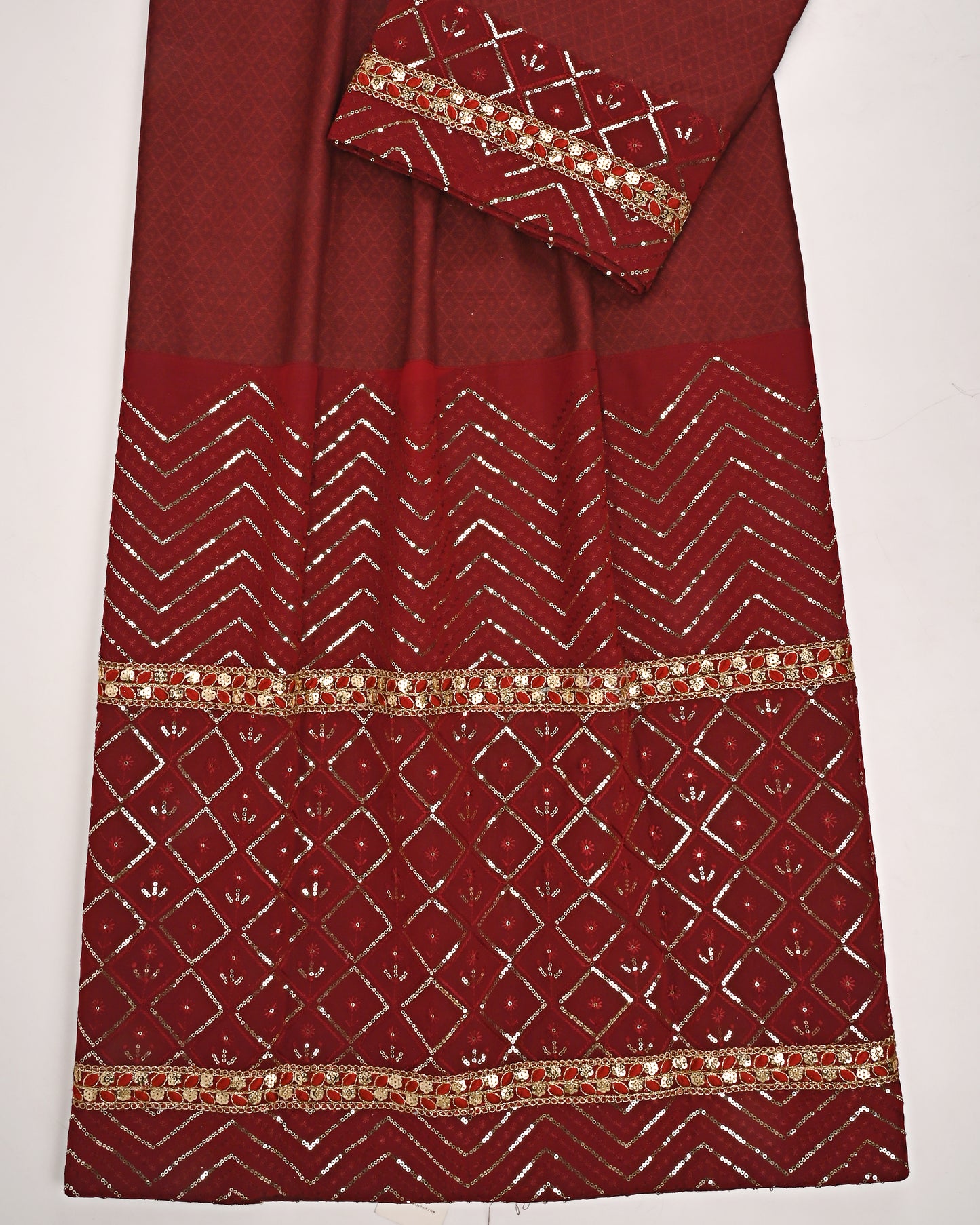 Blood Red Rida With Golden Tikri Work & Heavy Look Lace