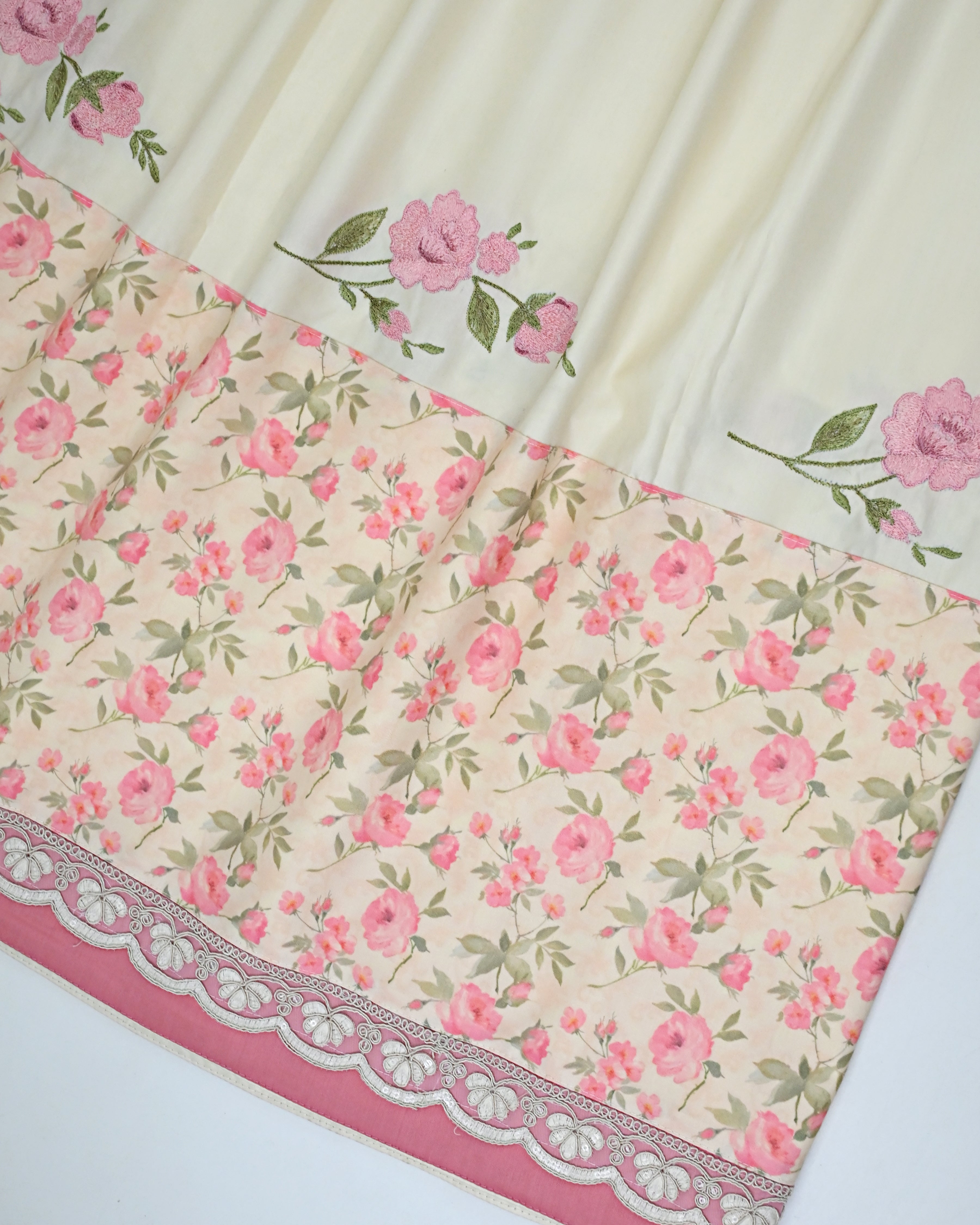 Lemon Yellow Rida With Floral Panel & Floral Embroidery Work