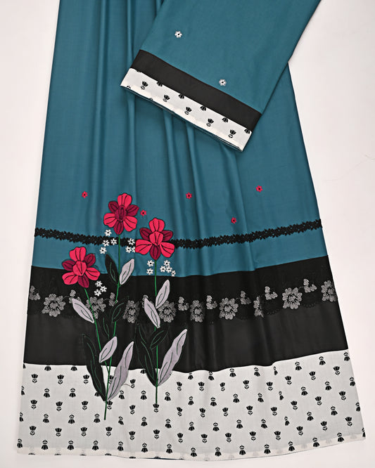 Dark Green Rida With B&W Panel Lace & Floral Applique Work
