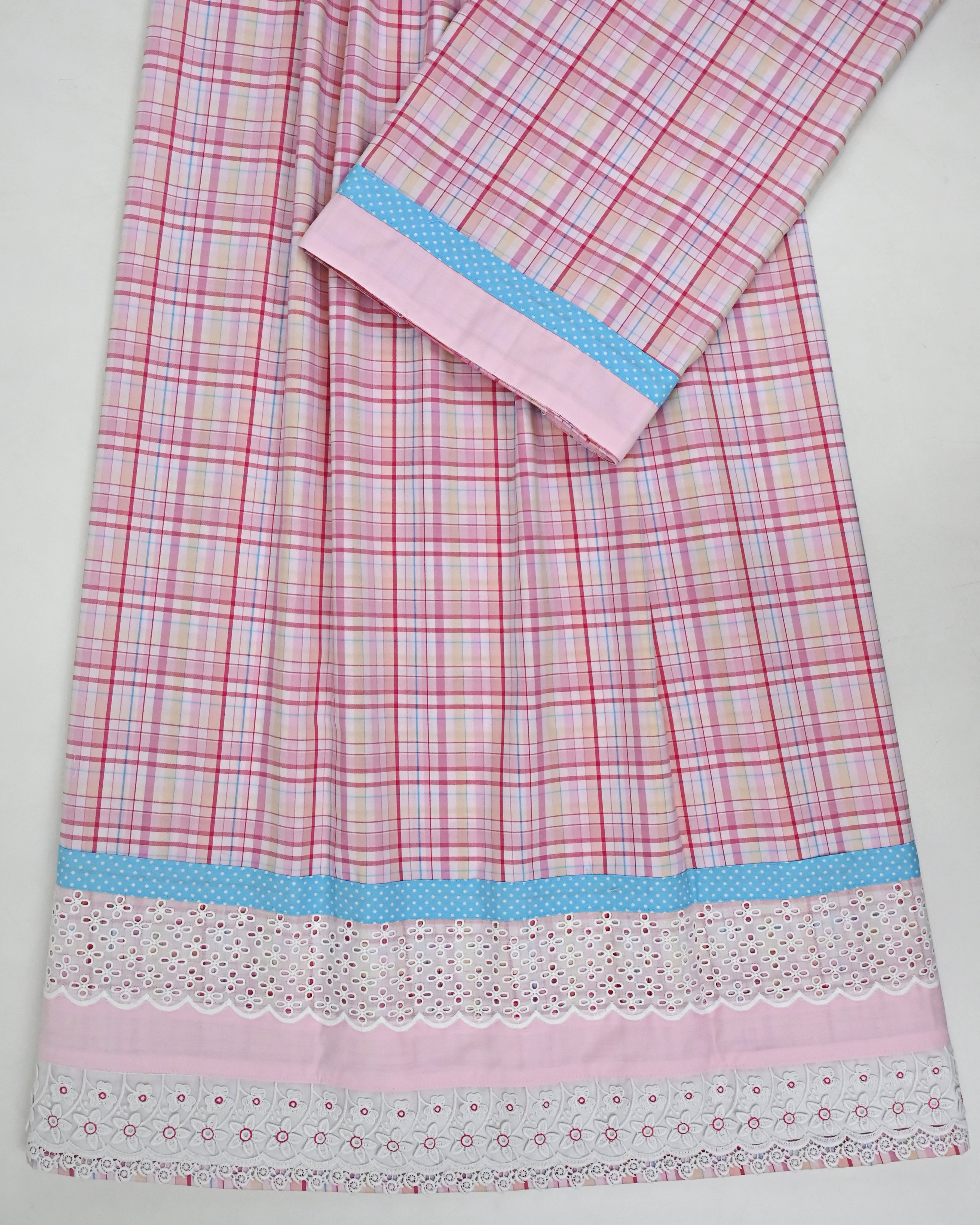 Burberry Print Rida With Smart & Beautiful Lacing