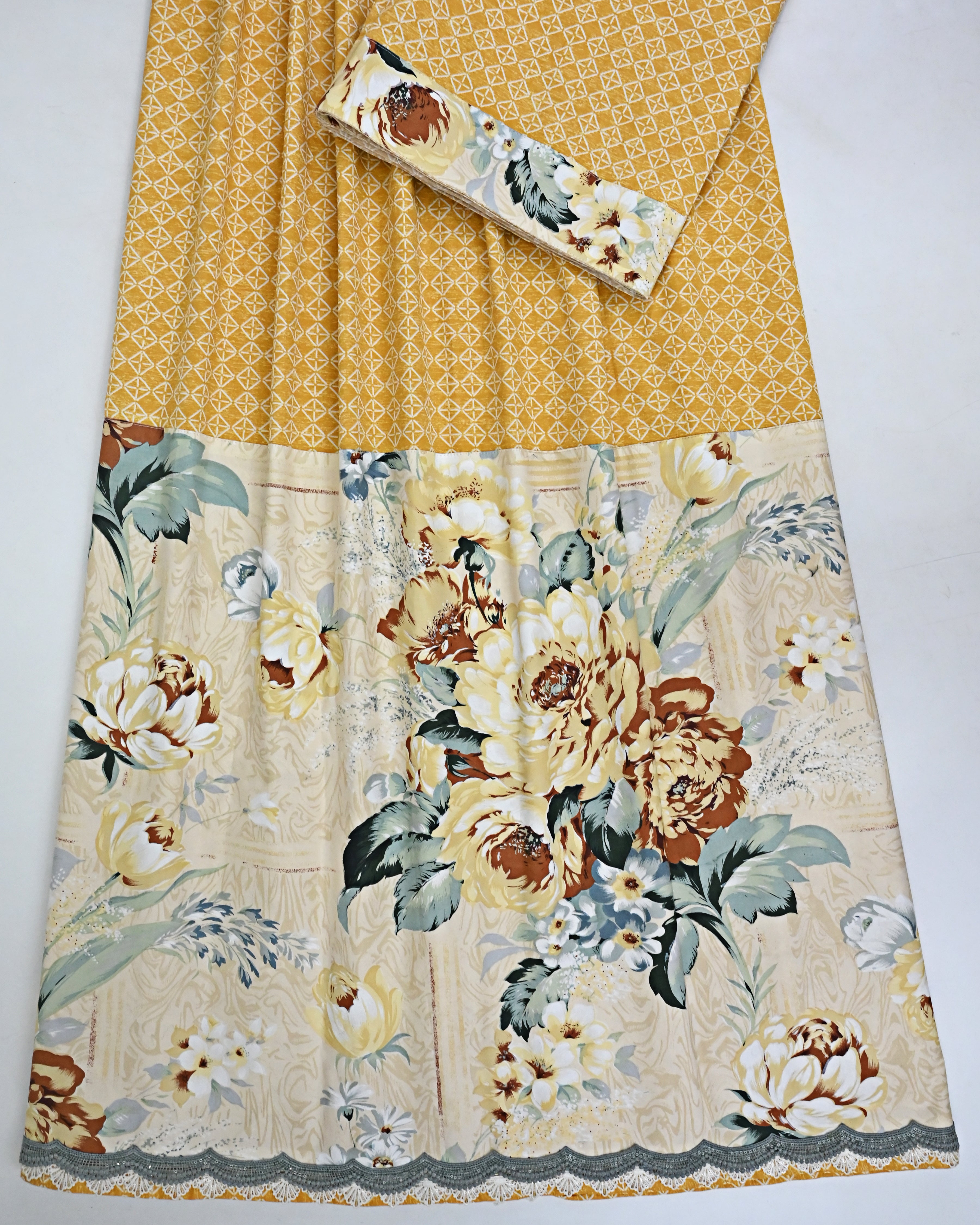 Mustard Yellow White Print Rida With Smart Floral Canvas Panel & Smart Lace