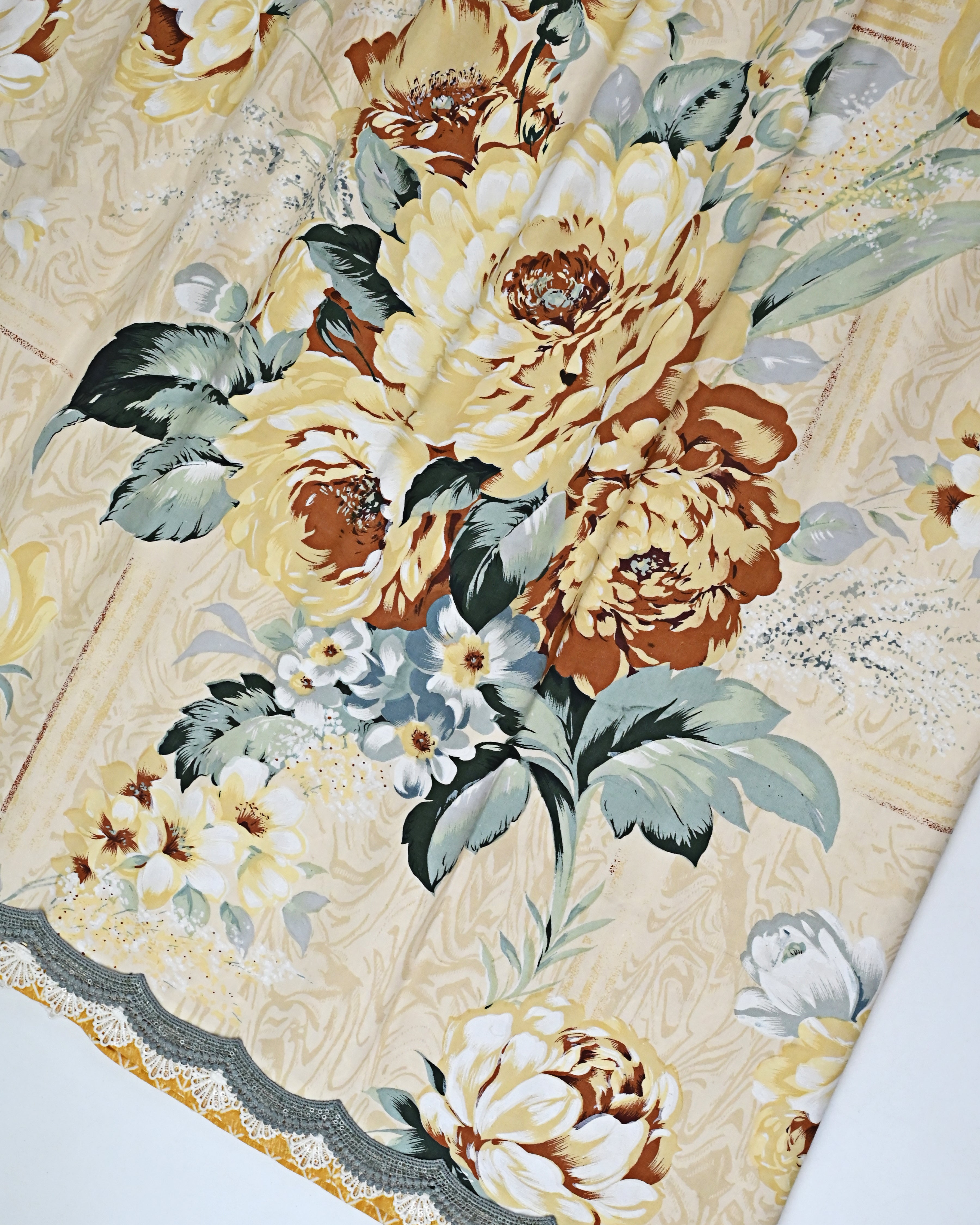 Mustard Yellow White Print Rida With Smart Floral Canvas Panel & Smart Lace