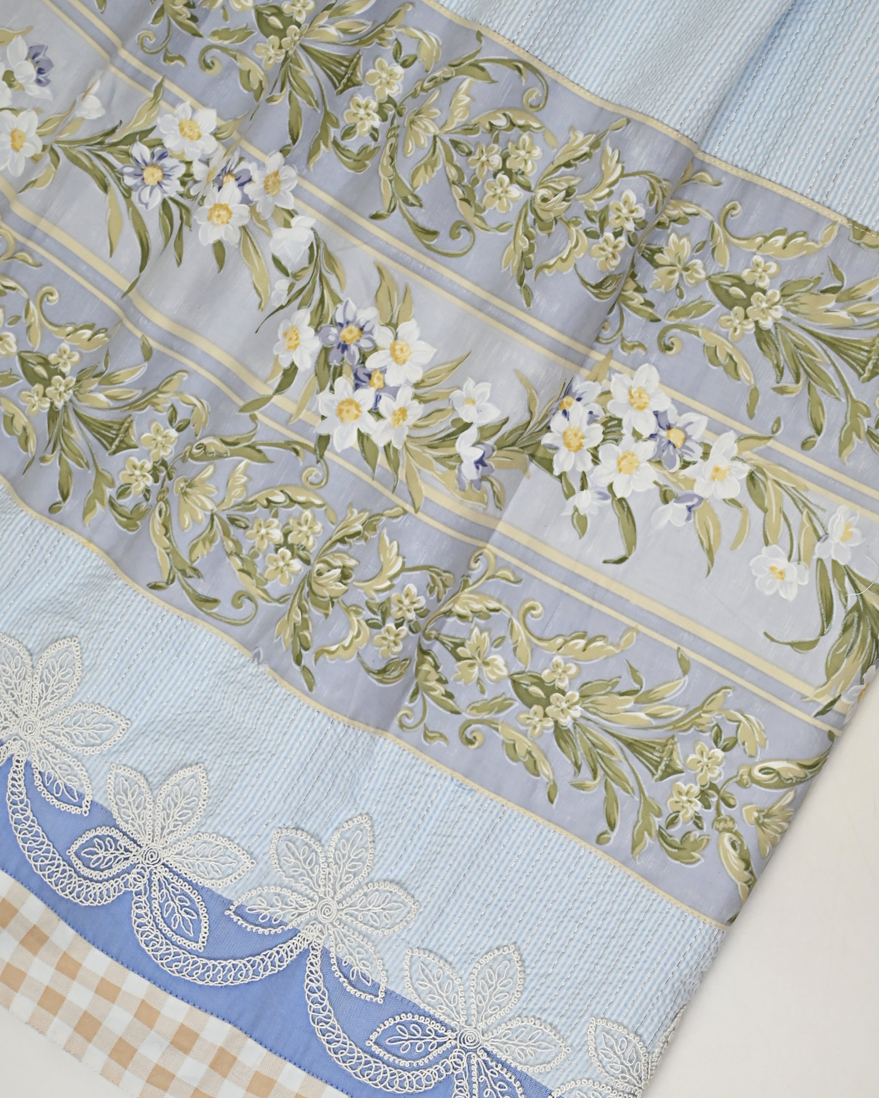 Light Blue Popcorn Rida With Smart Floral Print Panel & Smart Floral Lace