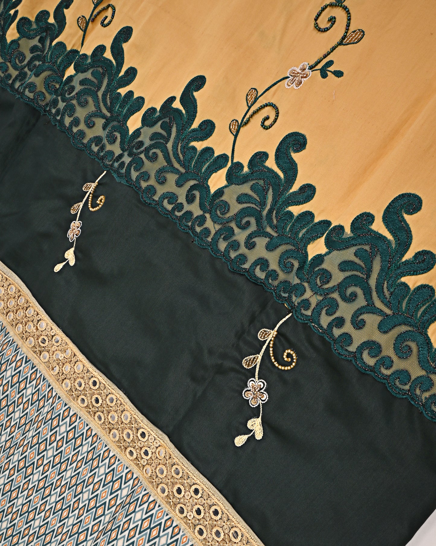 Golden Rida With Dark & Design Panel & Lite Aari Floral Work