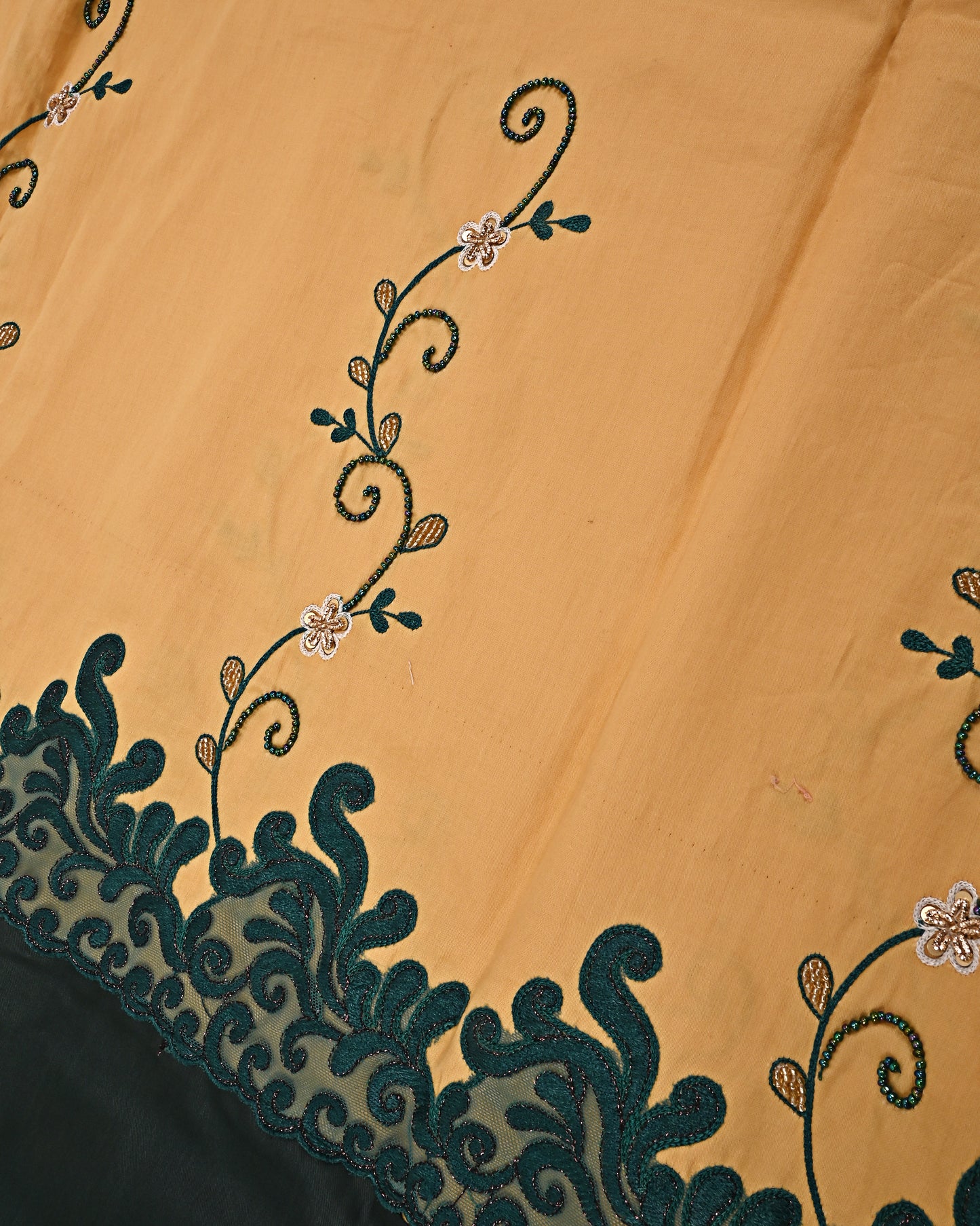 Golden Rida With Dark & Design Panel & Lite Aari Floral Work