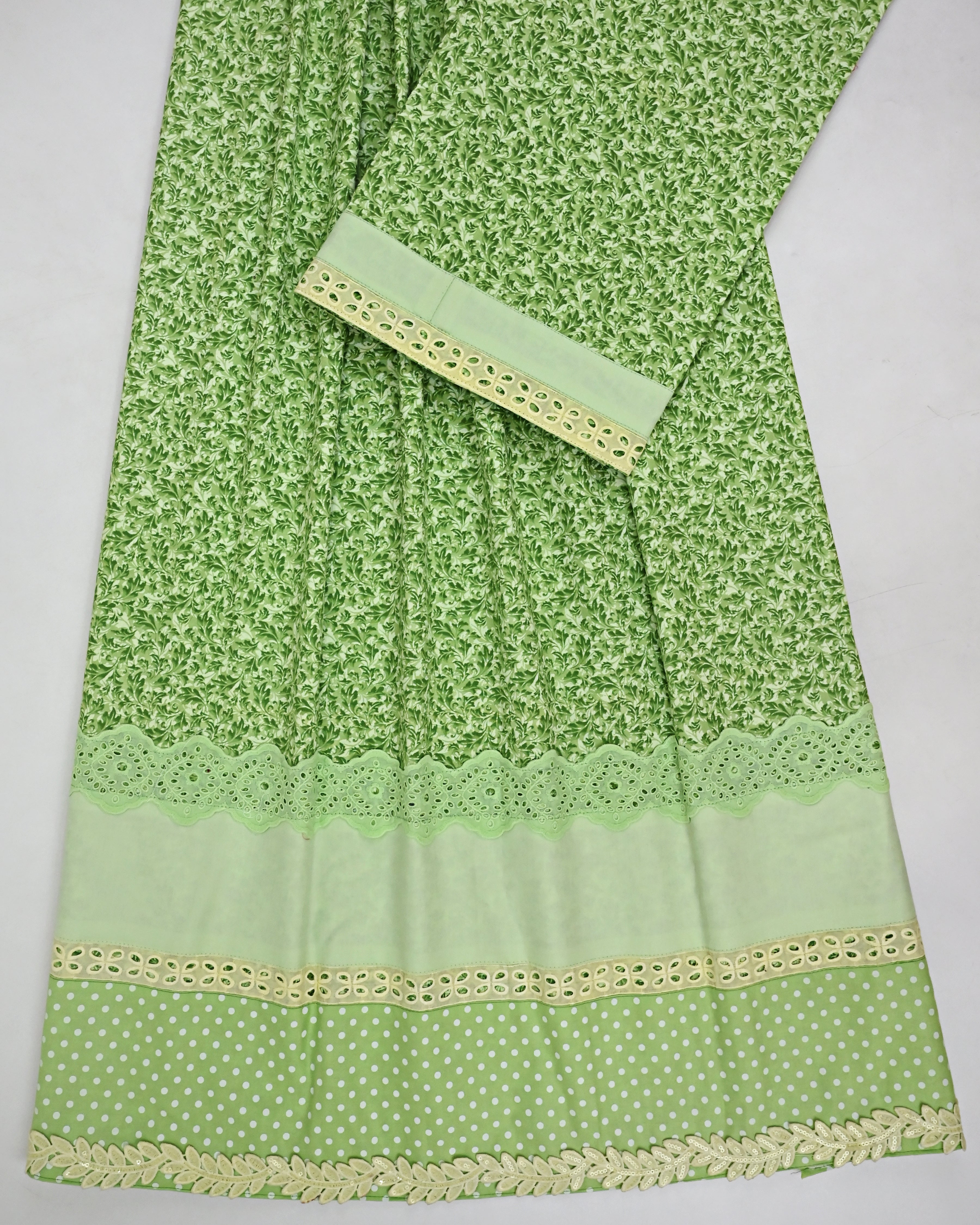Apple Green Printed Rida With Smart Dots Plain Panel & Smart Lace