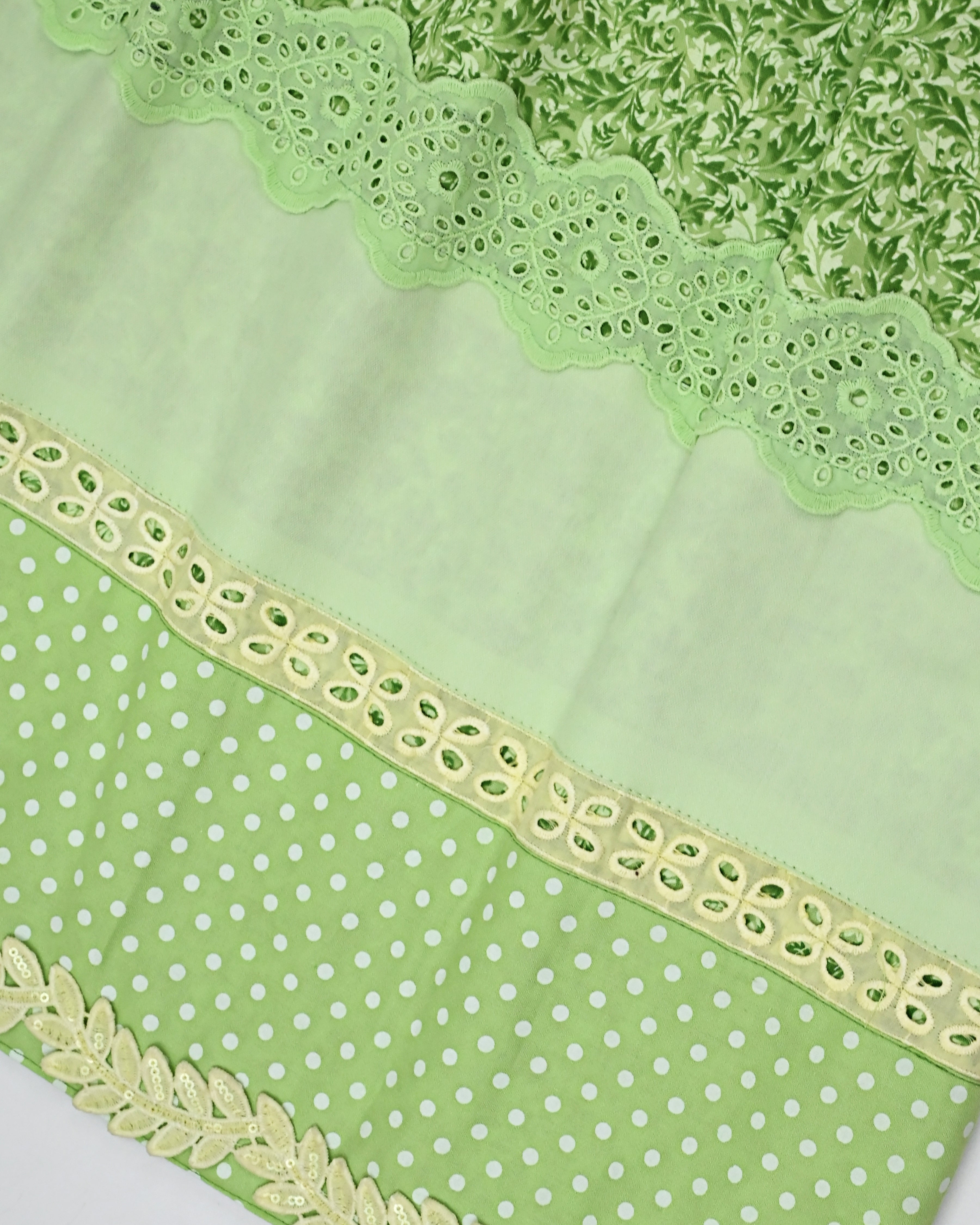 Apple Green Printed Rida With Smart Dots Plain Panel & Smart Lace
